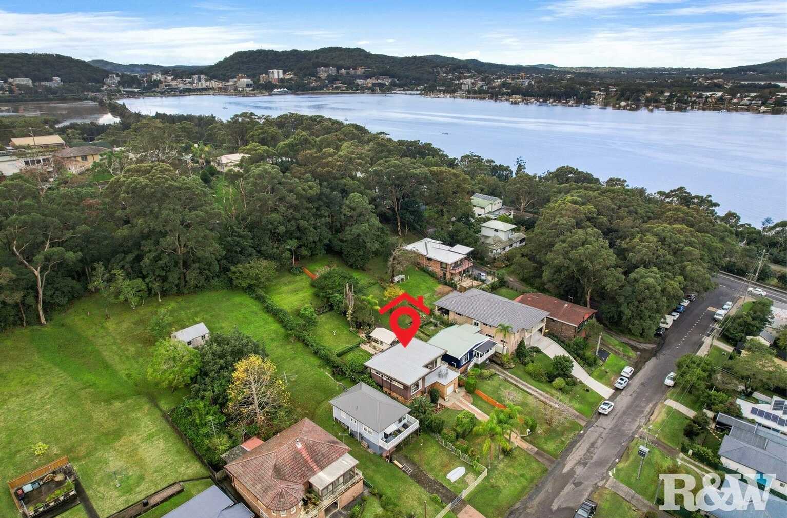 7 Scott Street Point Clare 7 Scott Street Point Clare