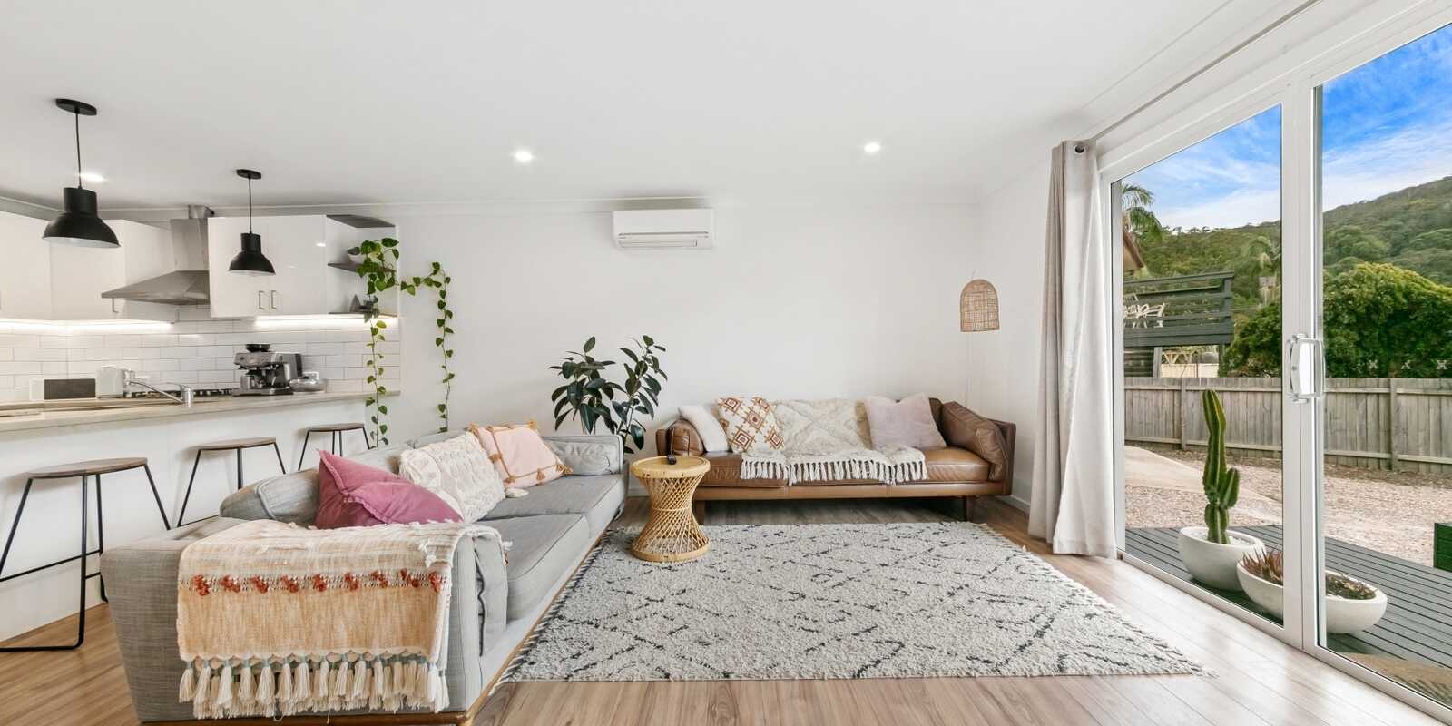 10 Vee Jay Place Tascott 10 Vee Jay Place Tascott