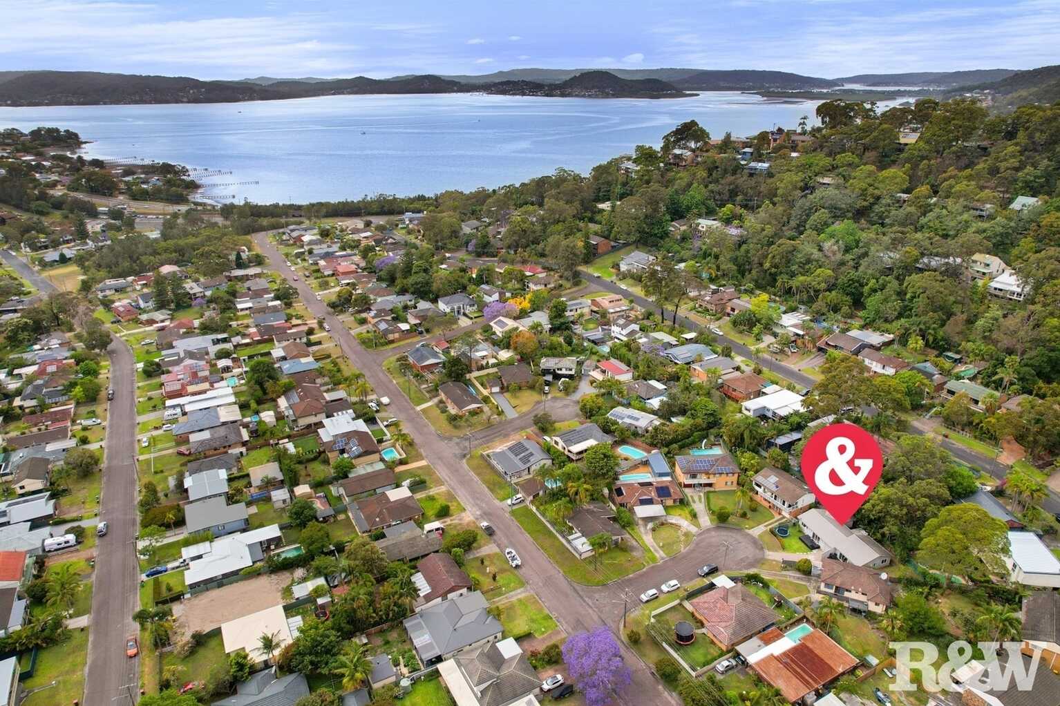 10 Vee Jay Place Tascott 10 Vee Jay Place Tascott