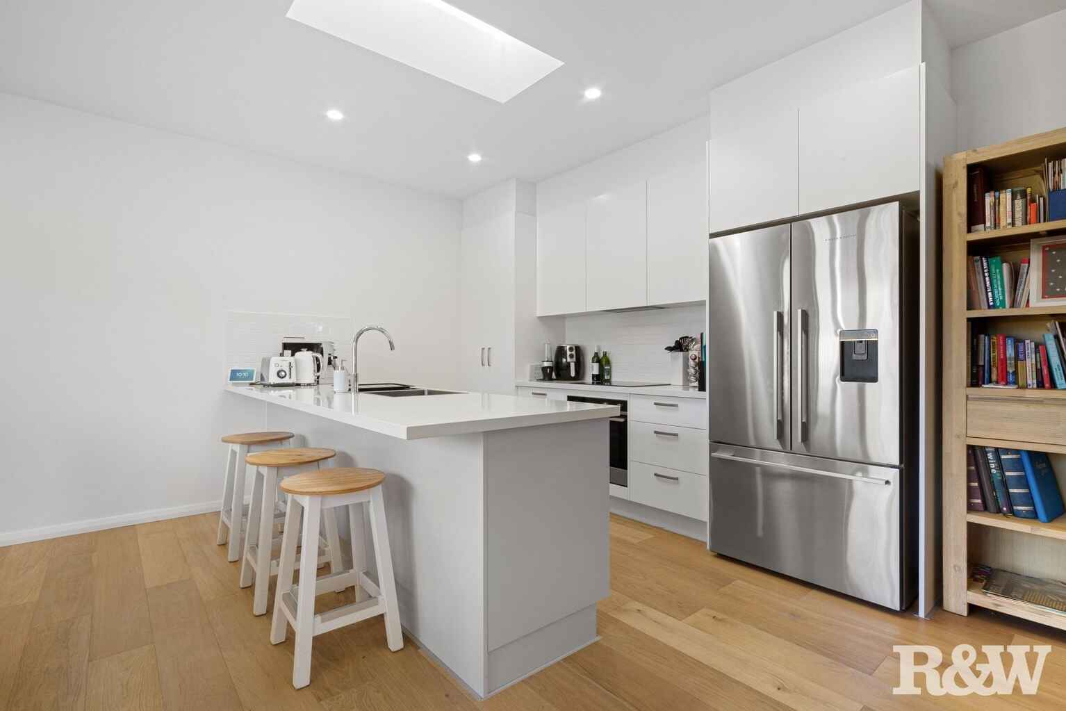 28 Cambridge Street Umina Beach 28 Cambridge Street Umina Beach