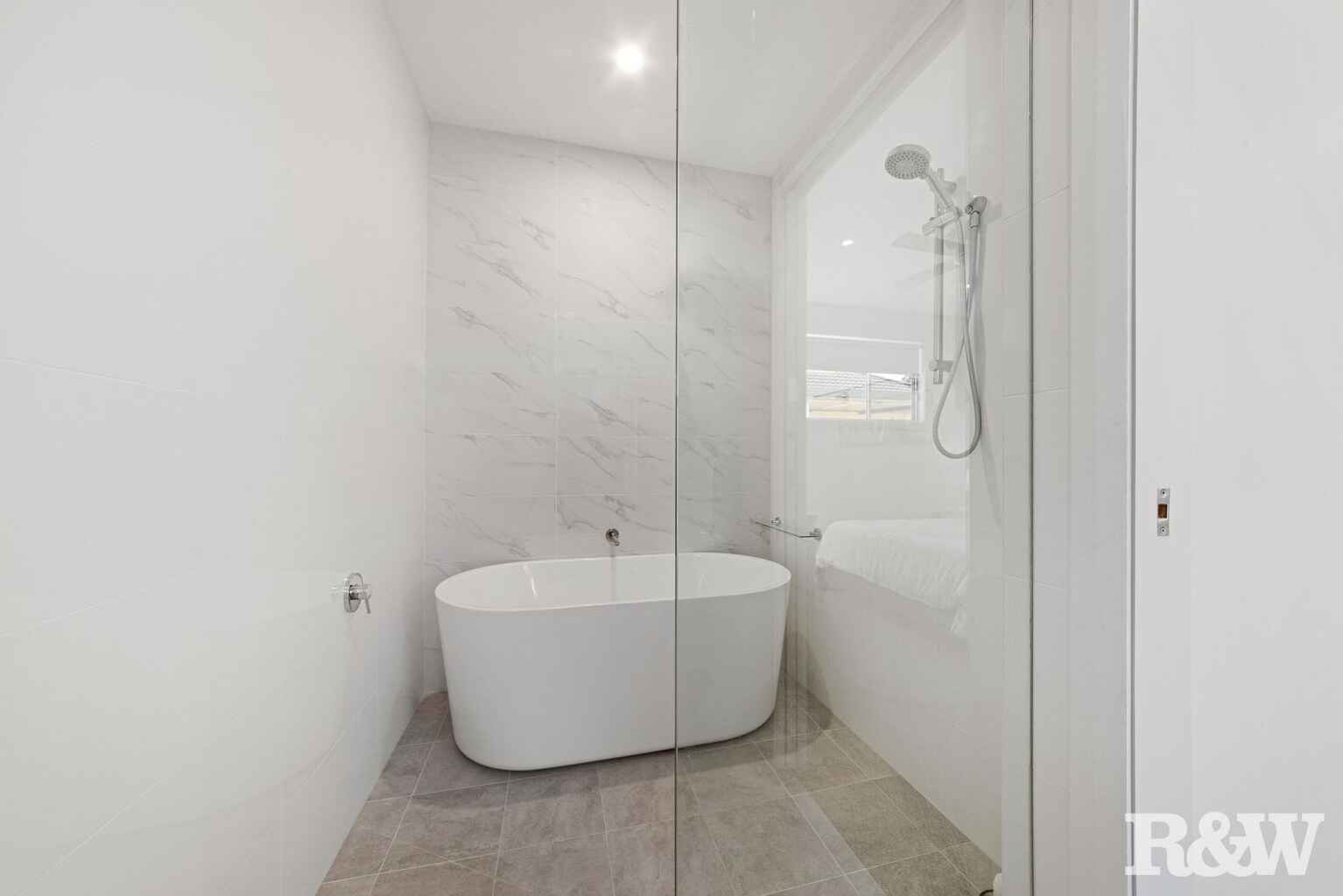 28 Cambridge Street Umina Beach 28 Cambridge Street Umina Beach