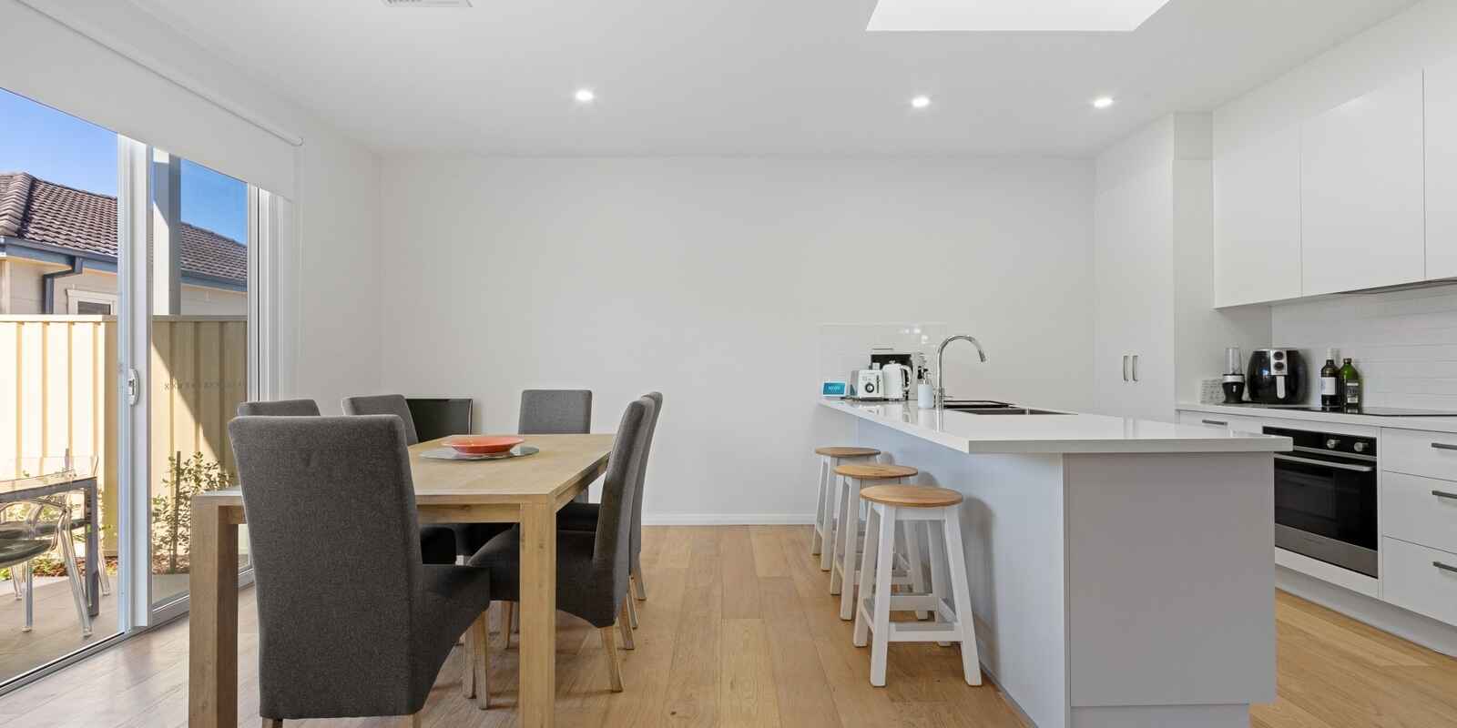 28 Cambridge Street Umina Beach 28 Cambridge Street Umina Beach