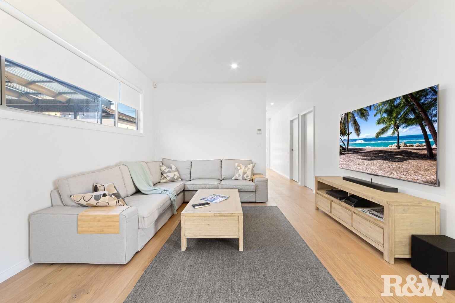 28 Cambridge Street Umina Beach 28 Cambridge Street Umina Beach