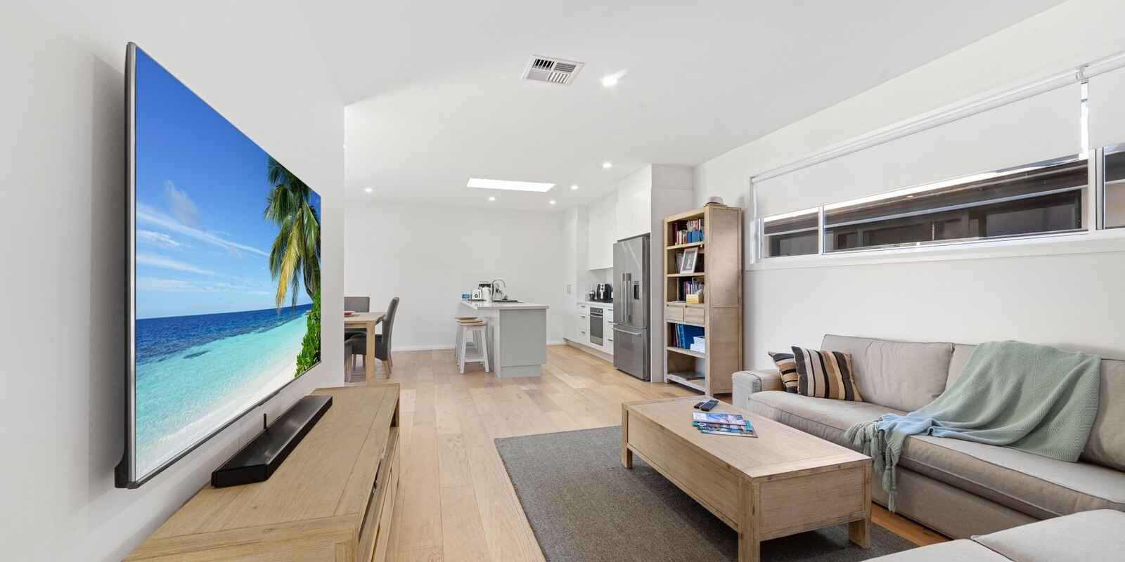 28 Cambridge Street Umina Beach 28 Cambridge Street Umina Beach