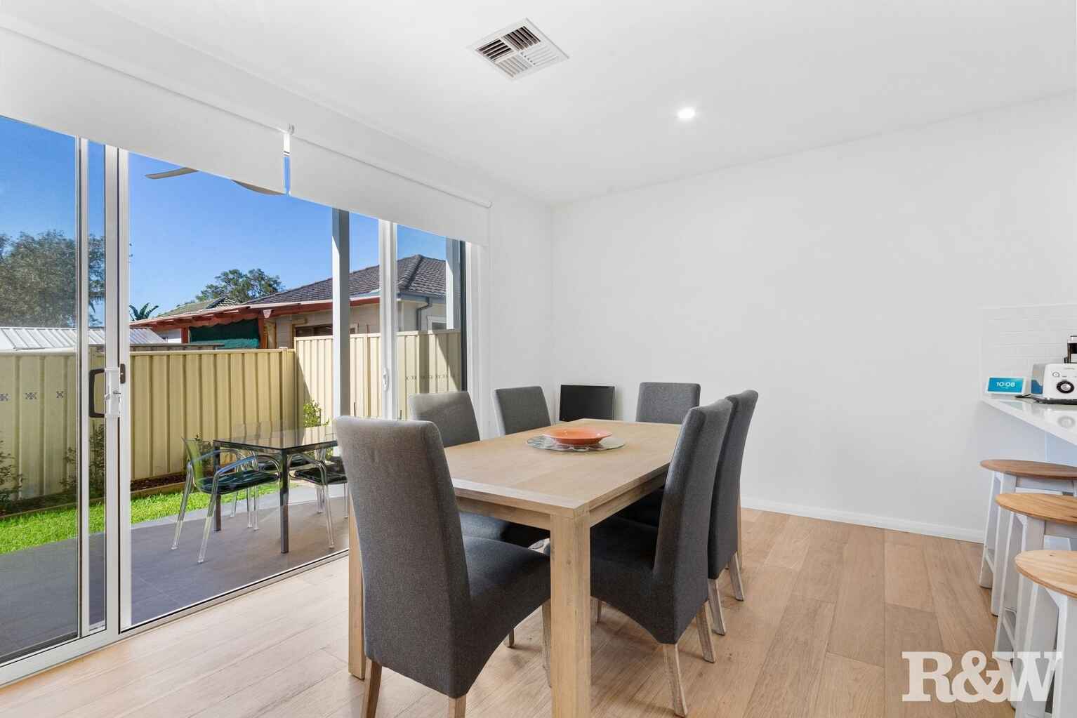28 Cambridge Street Umina Beach 28 Cambridge Street Umina Beach