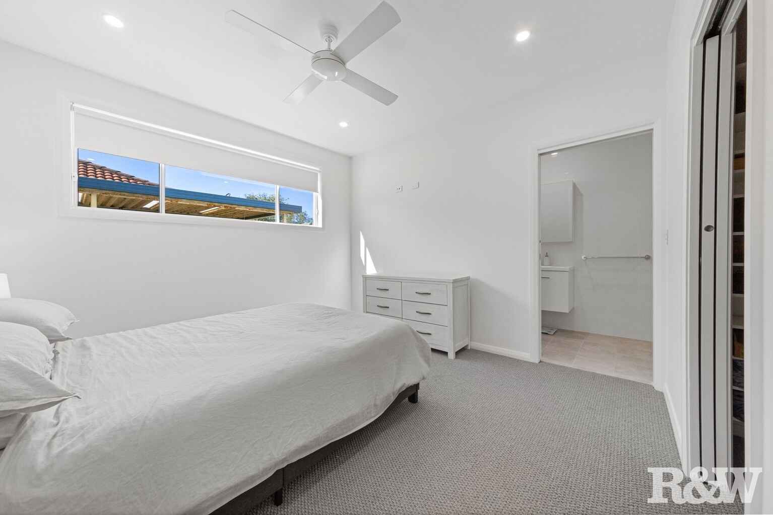 28 Cambridge Street Umina Beach 28 Cambridge Street Umina Beach