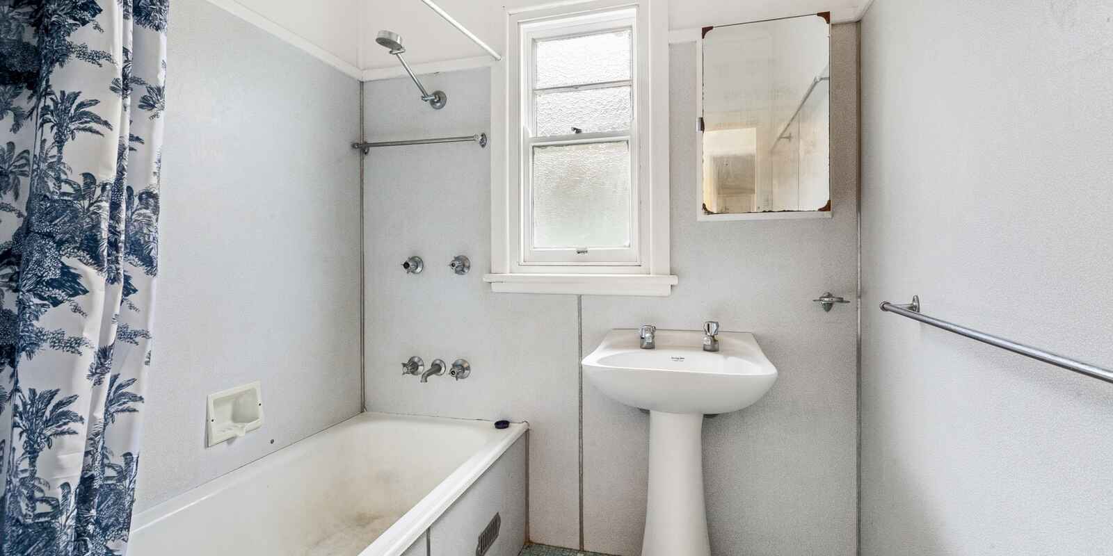 10 Fairview Street Woy Woy 10 Fairview Street Woy Woy