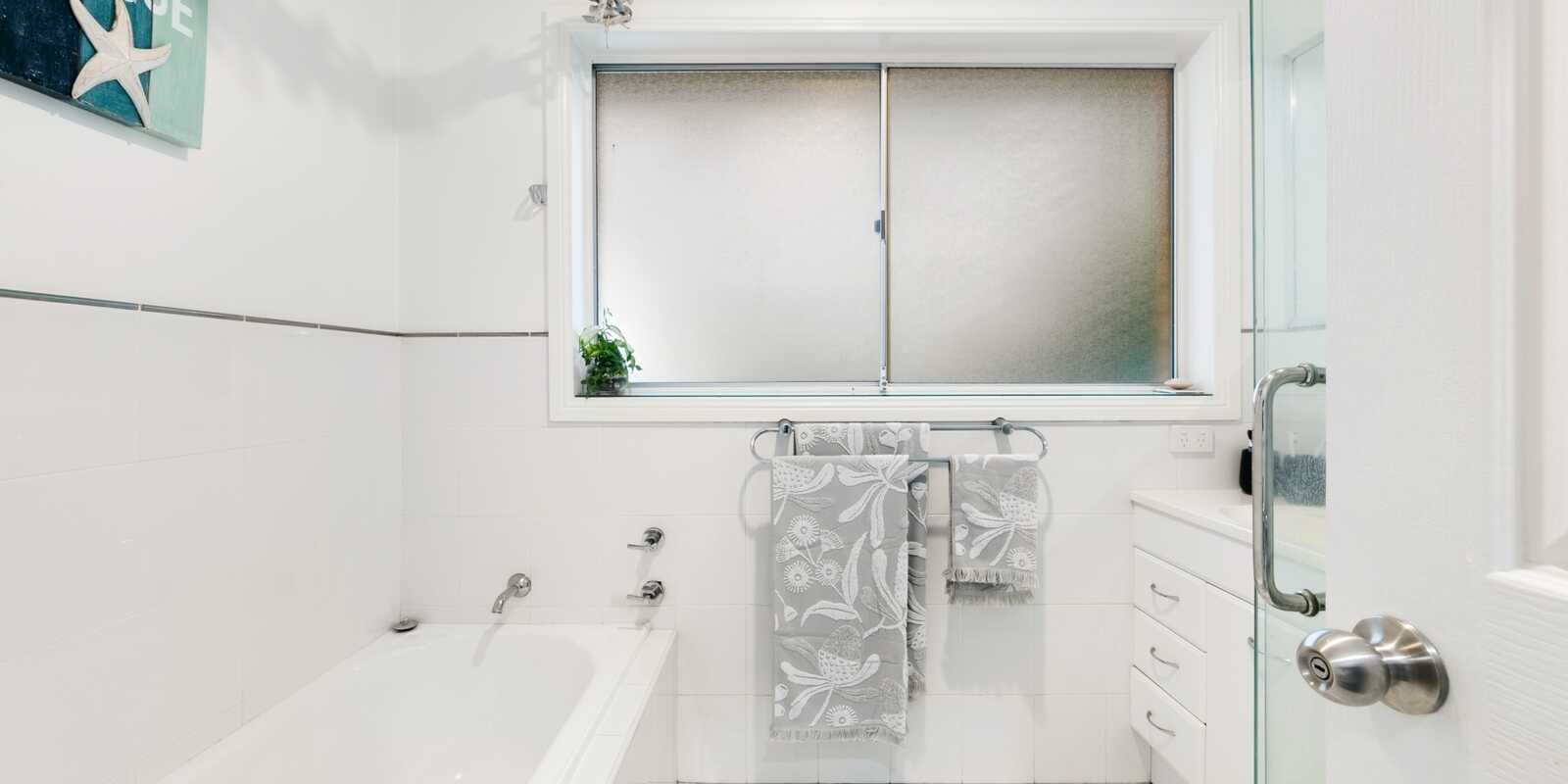 177 Empire Bay Drive Empire Bay 177 Empire Bay Drive Empire Bay