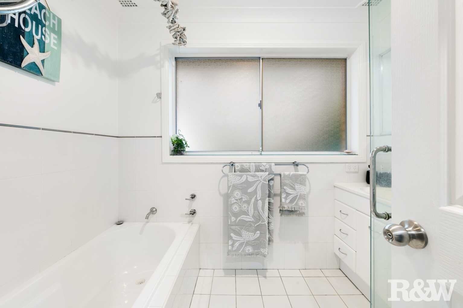 177 Empire Bay Drive Empire Bay 177 Empire Bay Drive Empire Bay