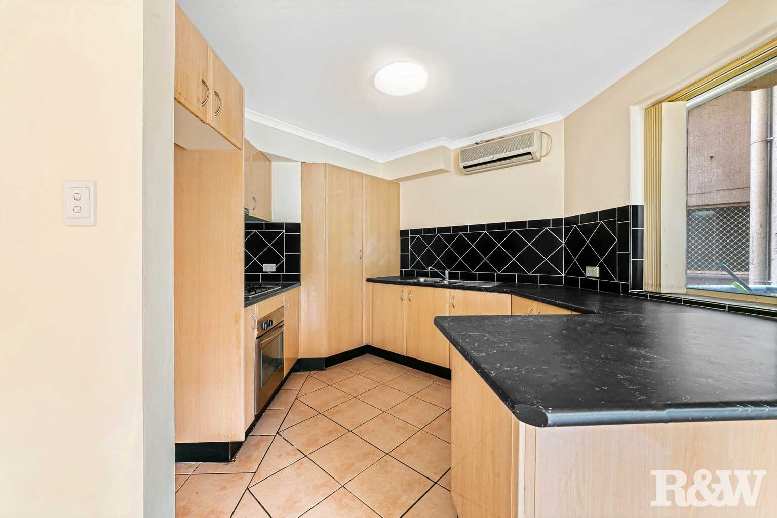 6/12-14 Hills Street Gosford