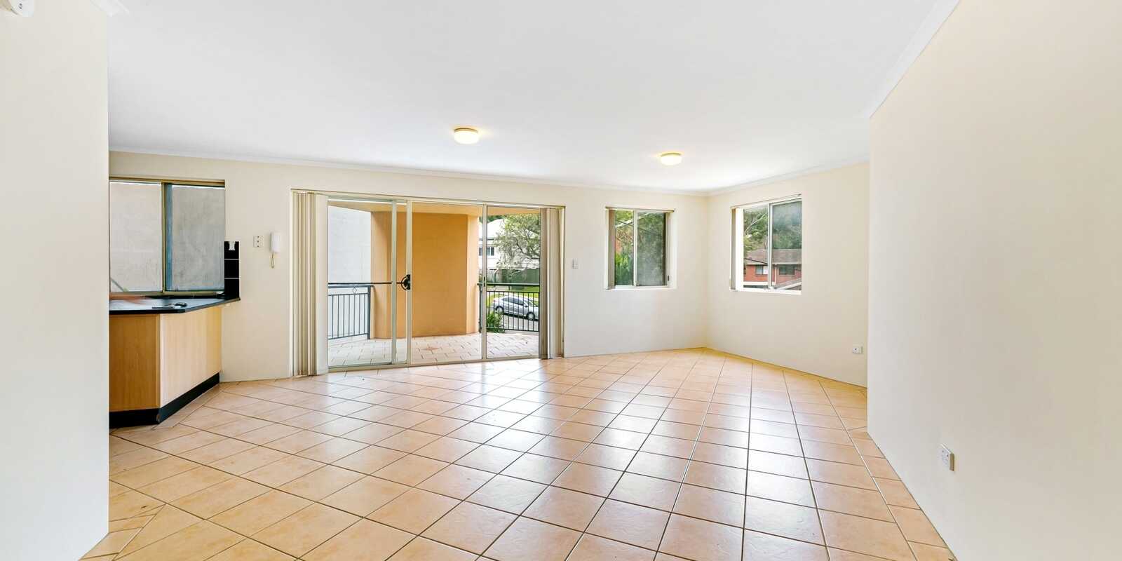 6/12-14 Hills Street Gosford