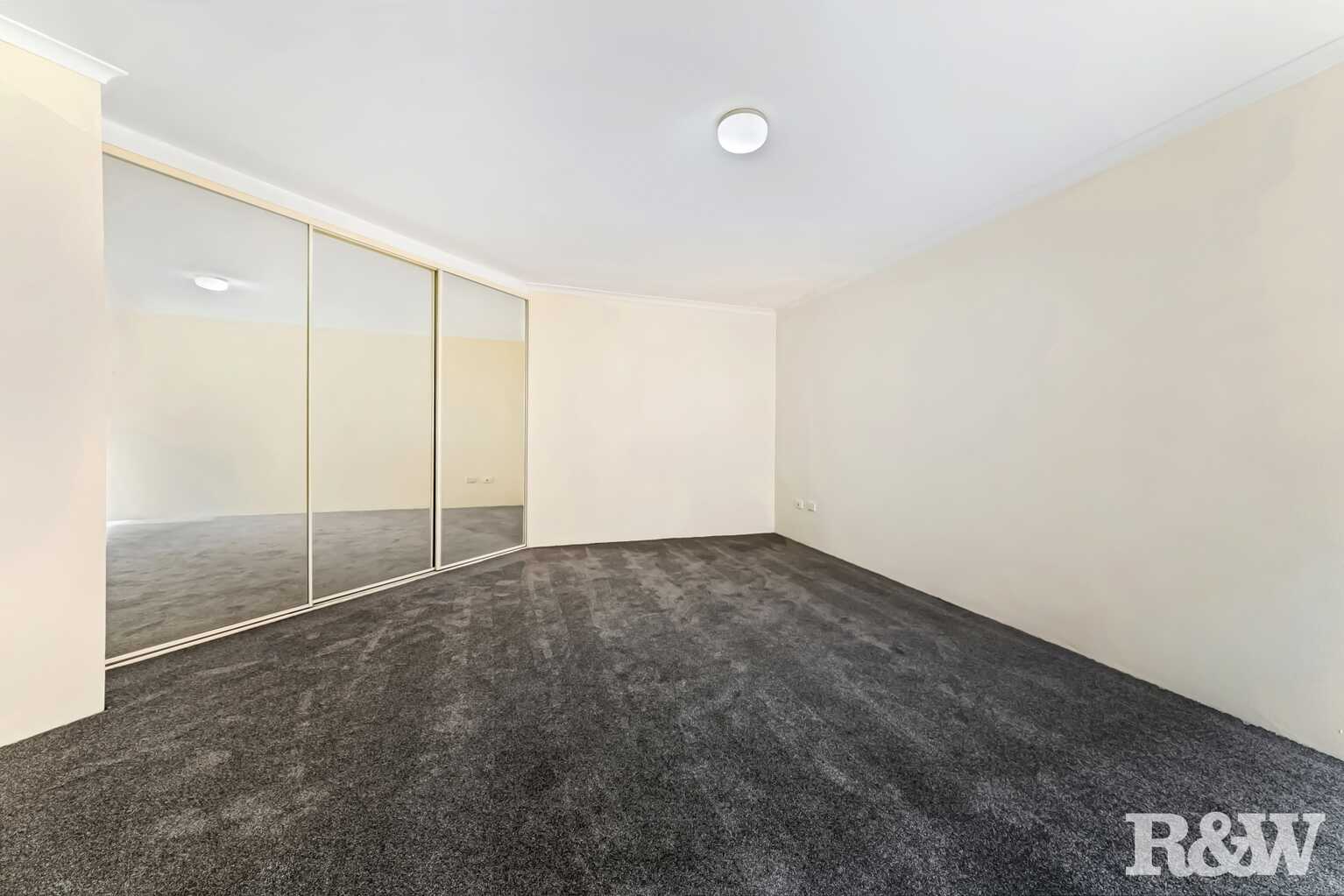 6/12-14 Hills Street Gosford