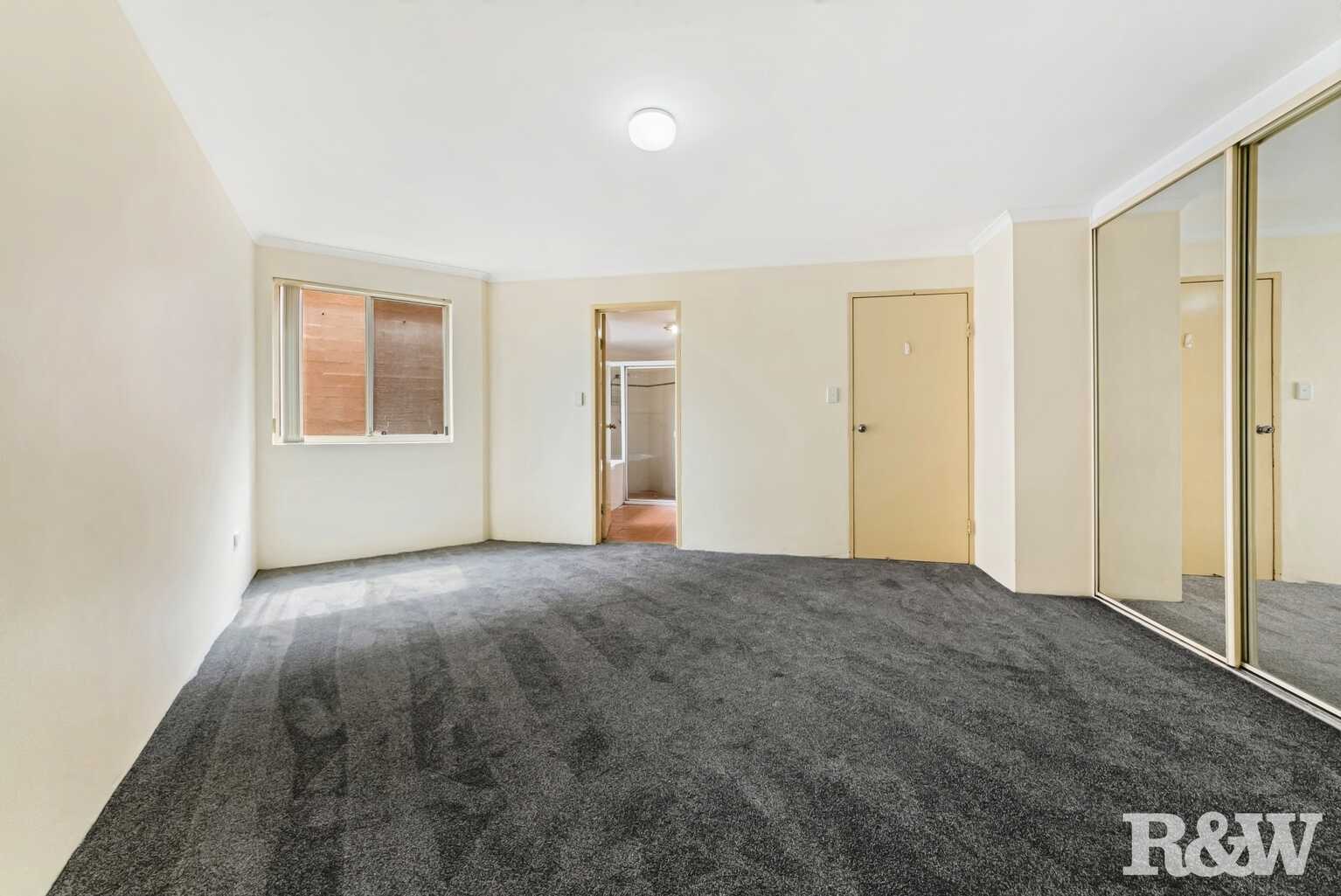 6/12-14 Hills Street Gosford