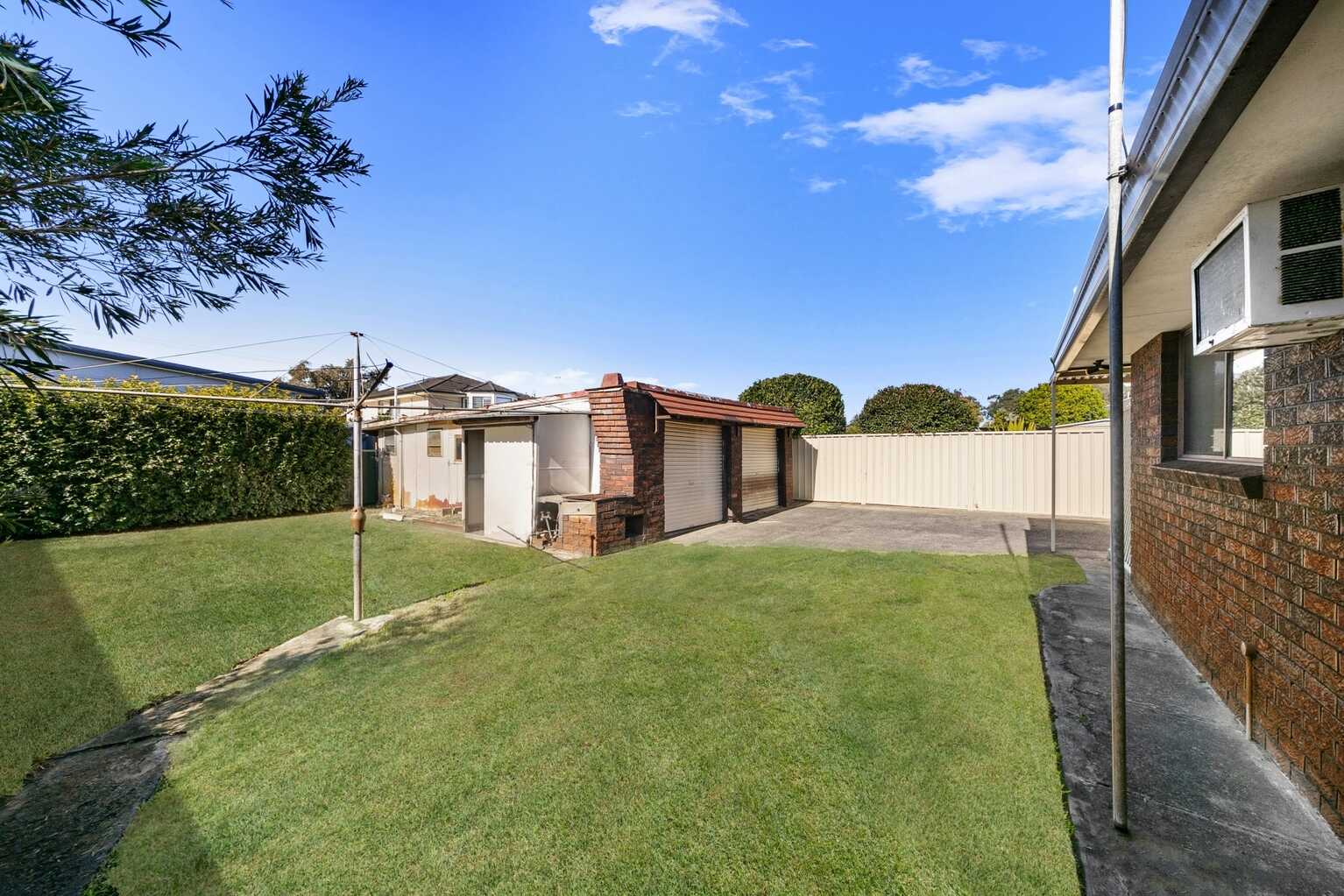 8 Farleigh Avenue Umina Beach