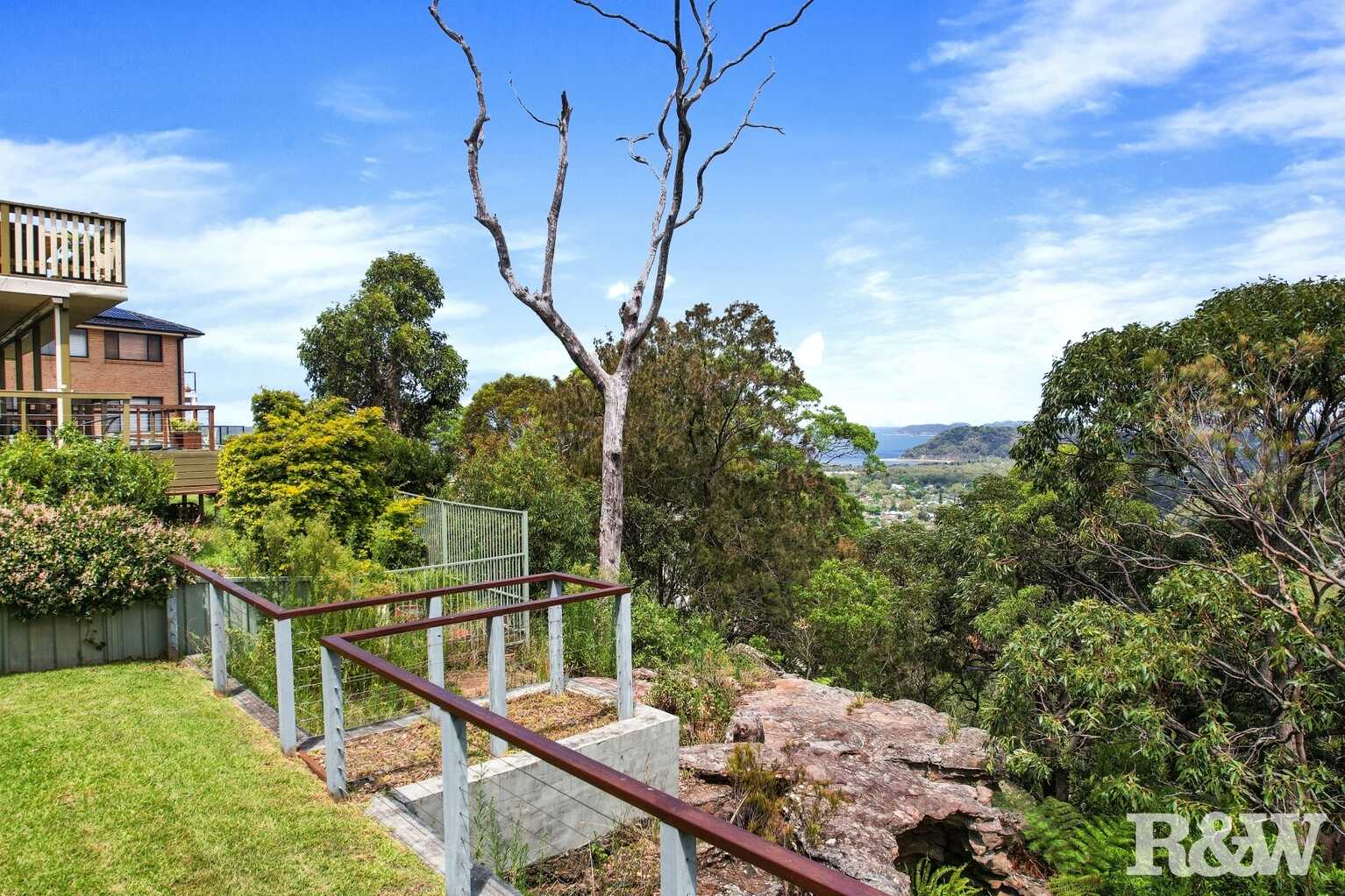 17 The Palisade Umina Beach