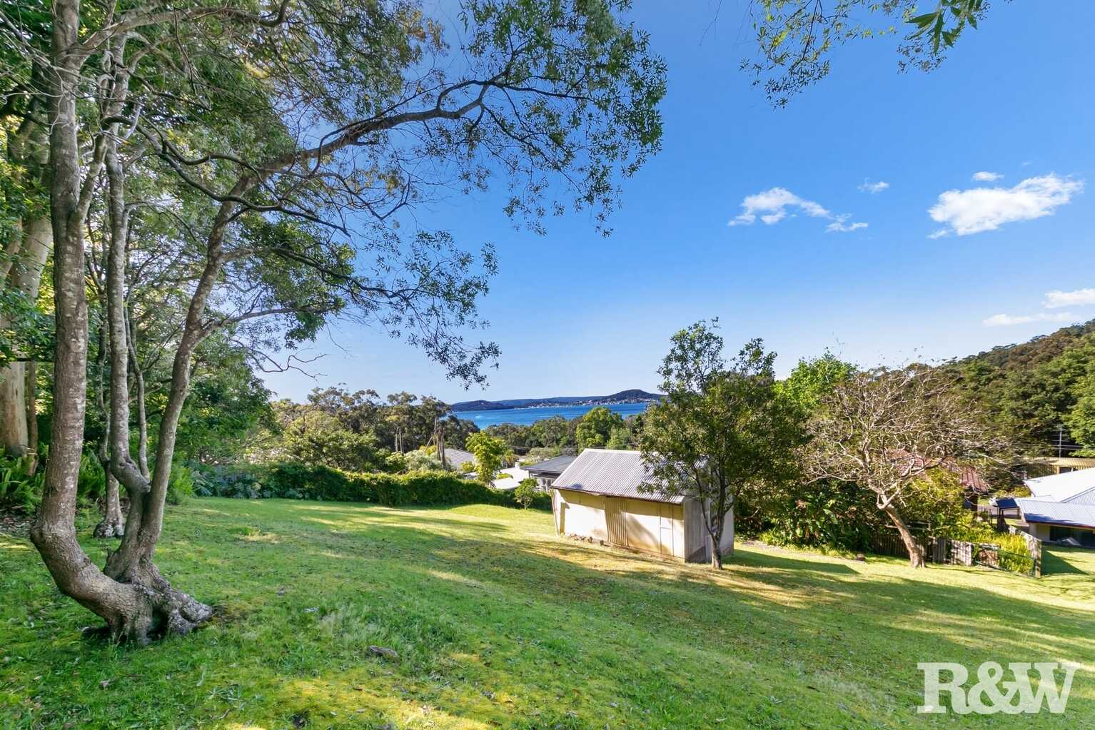 11 Scott Street Point Clare