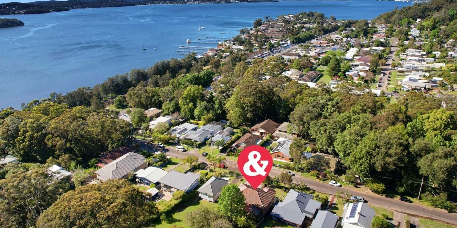 11 Scott Street Point Clare