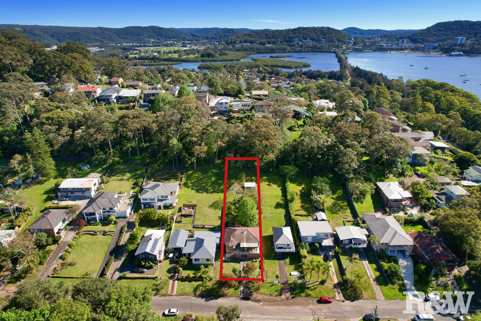 11 Scott Street Point Clare