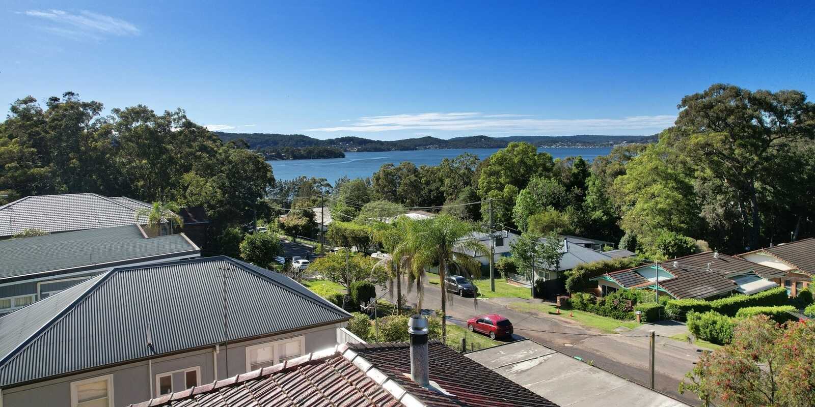 11 Scott Street Point Clare