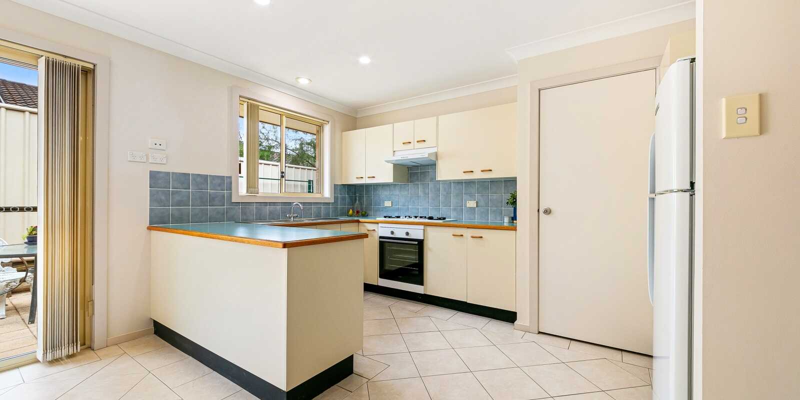 3/219 Brisbane Water Drive Point Clare