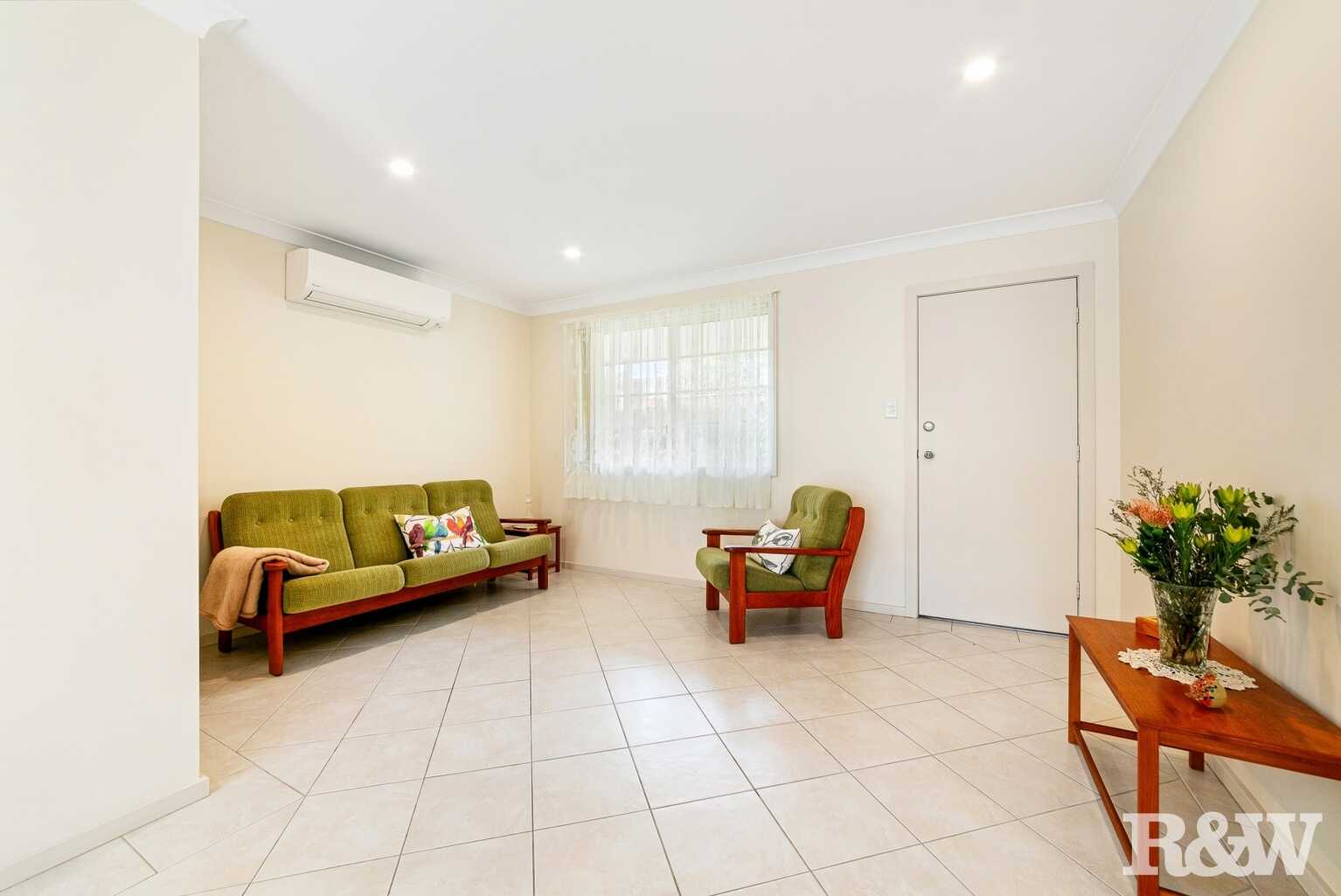 3/219 Brisbane Water Drive Point Clare