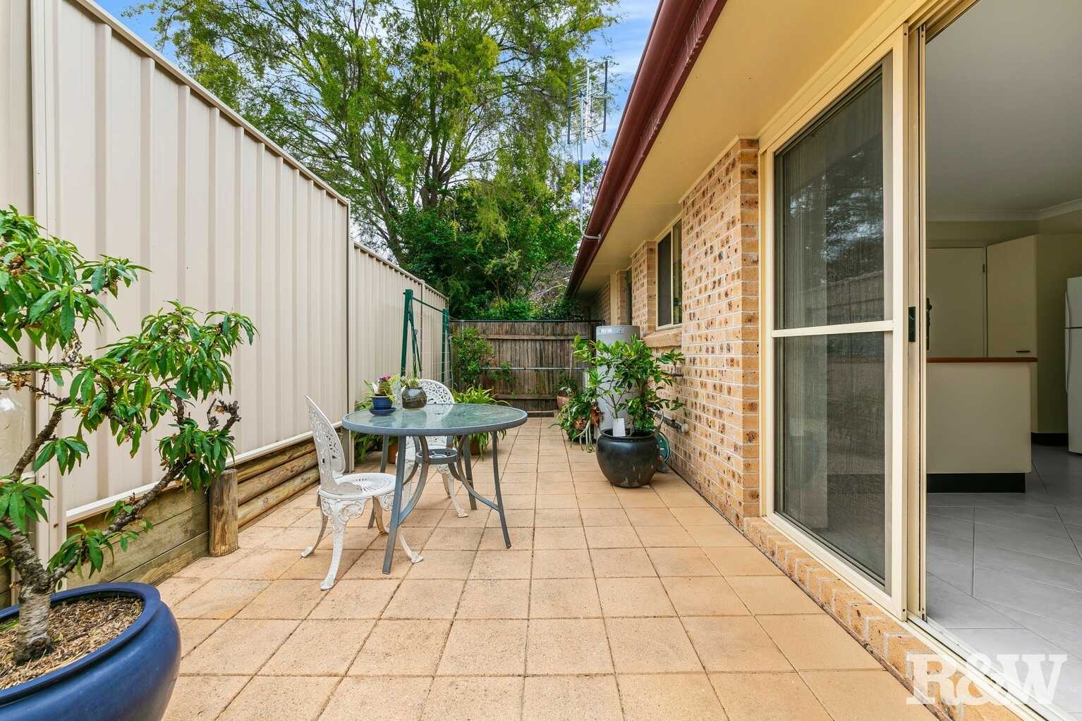 3/219 Brisbane Water Drive Point Clare