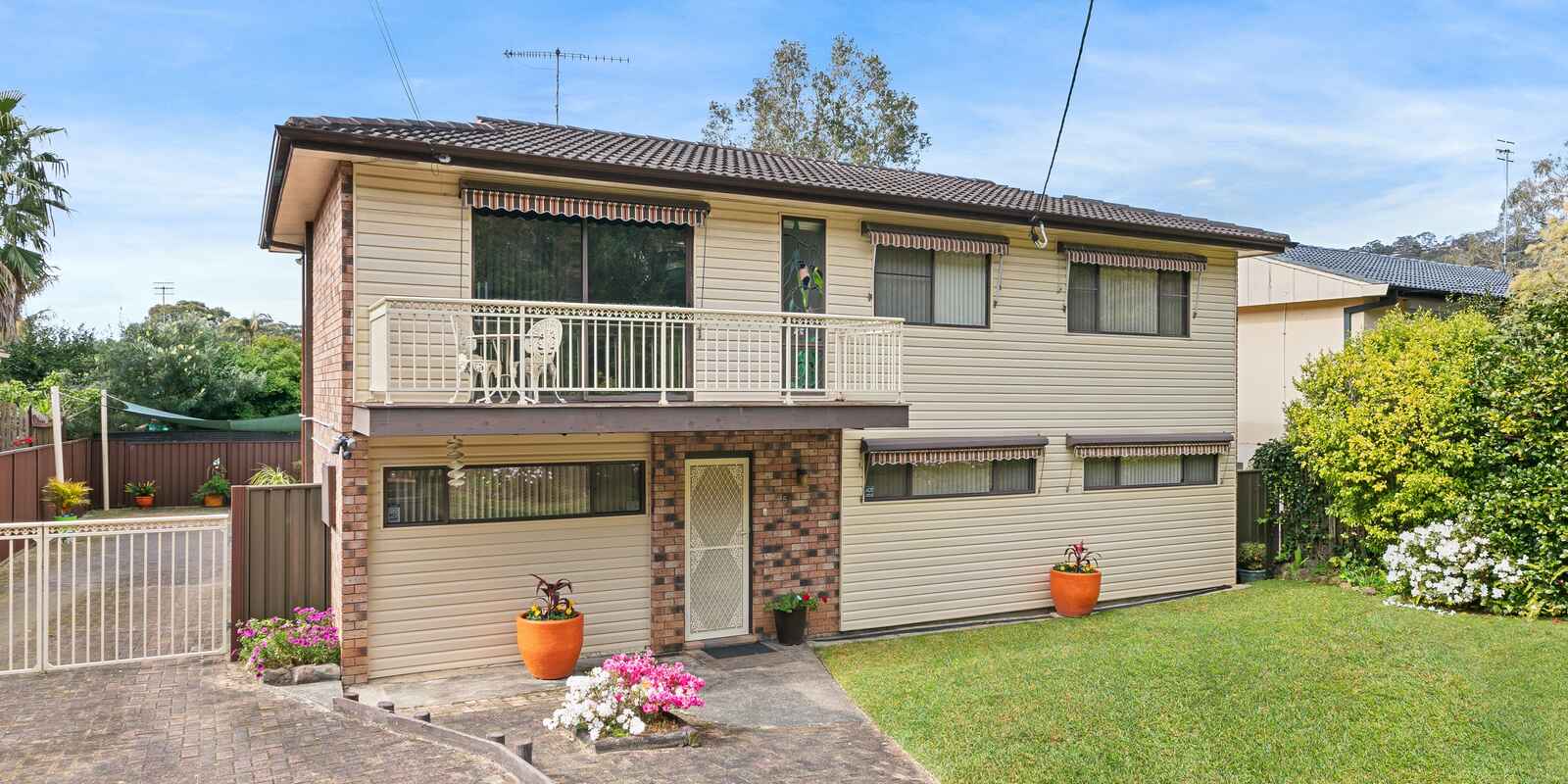 25 Shoalhaven Drive Woy Woy