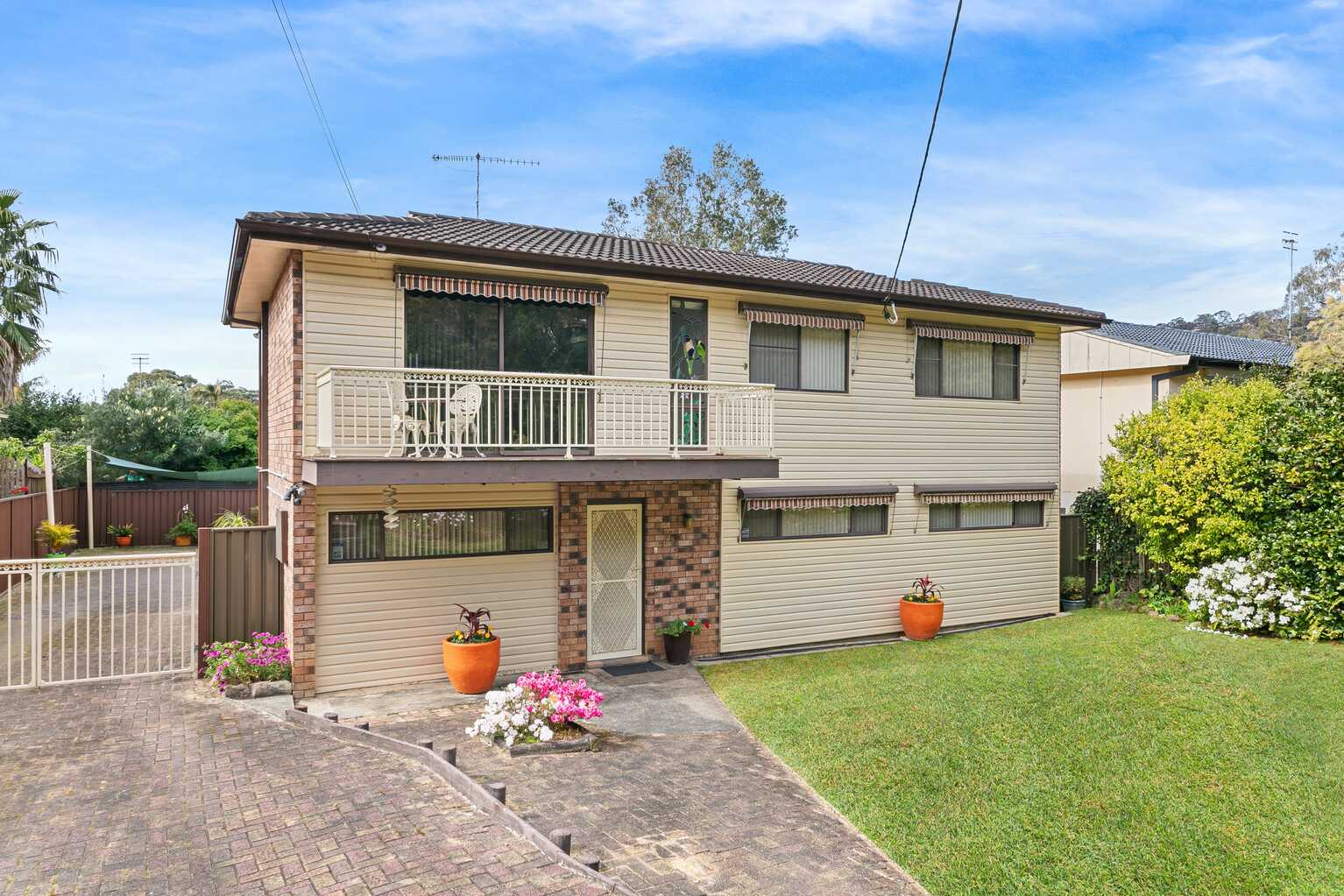 25 Shoalhaven Drive Woy Woy