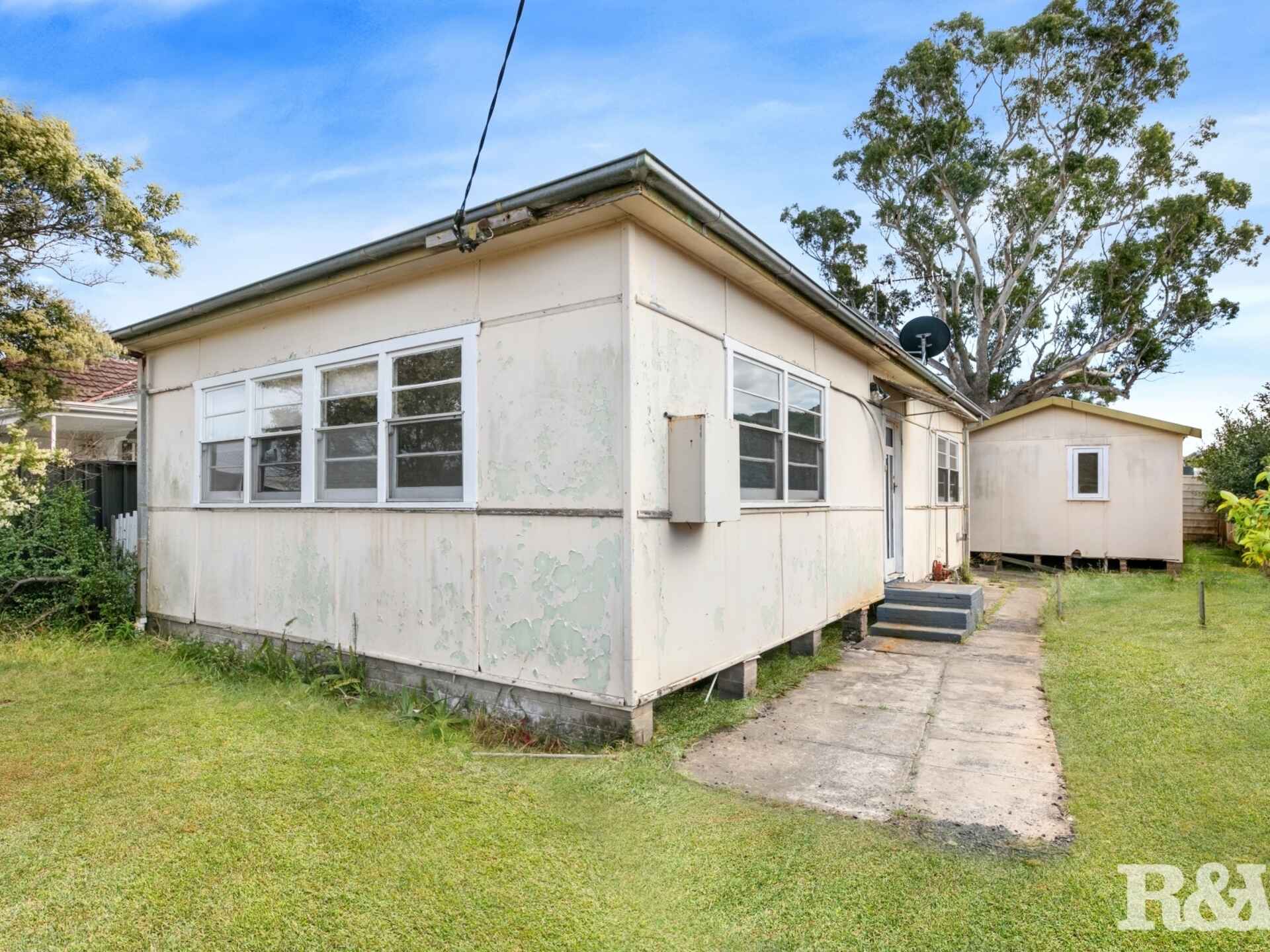 63 Beach Street Ettalong Beach