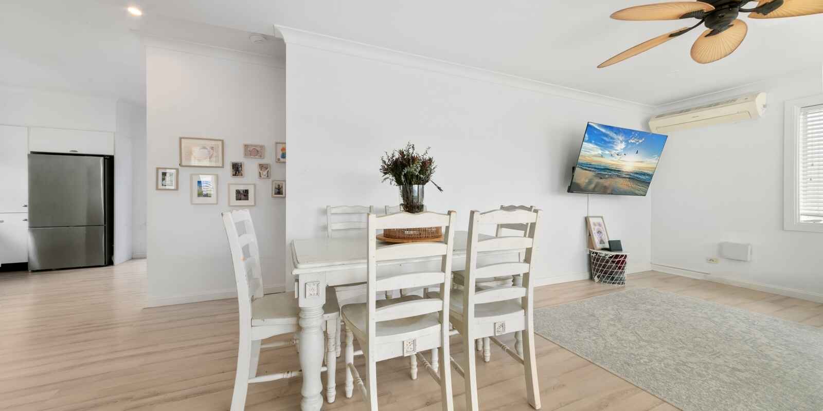 10 Collard Road Point Clare 10 Collard Road Point Clare