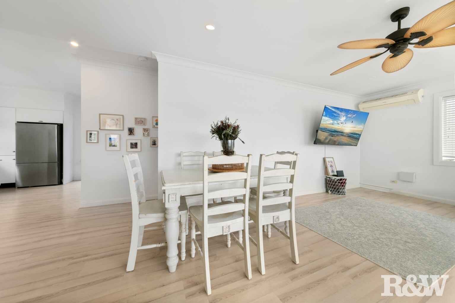 10 Collard Road Point Clare 10 Collard Road Point Clare