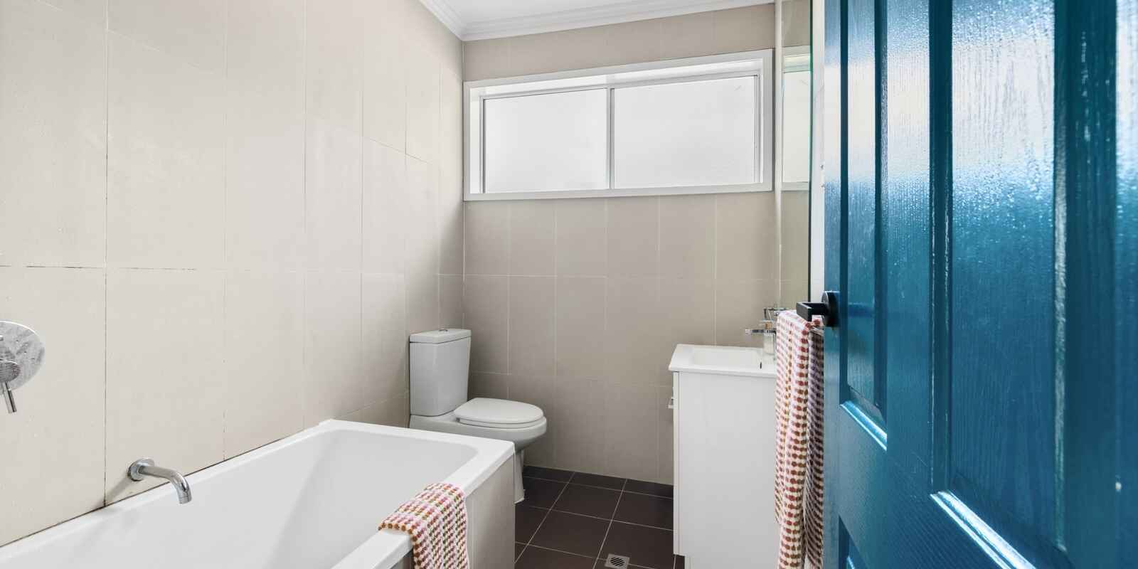 10 Collard Road Point Clare 10 Collard Road Point Clare