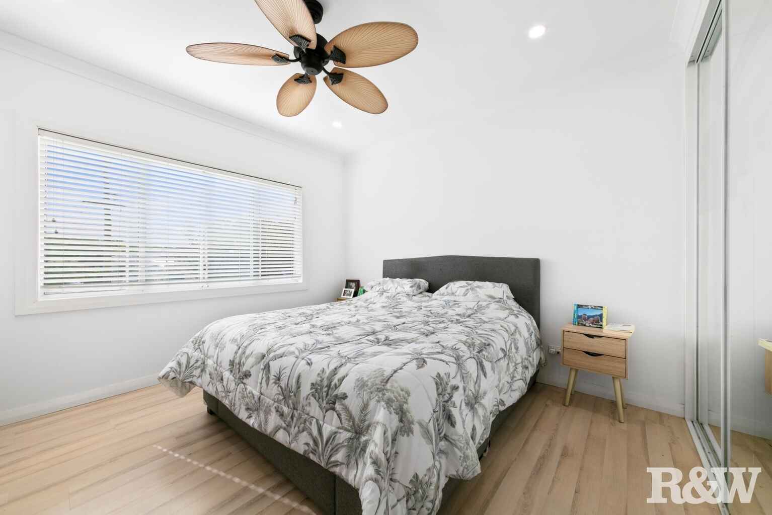 10 Collard Road Point Clare 10 Collard Road Point Clare