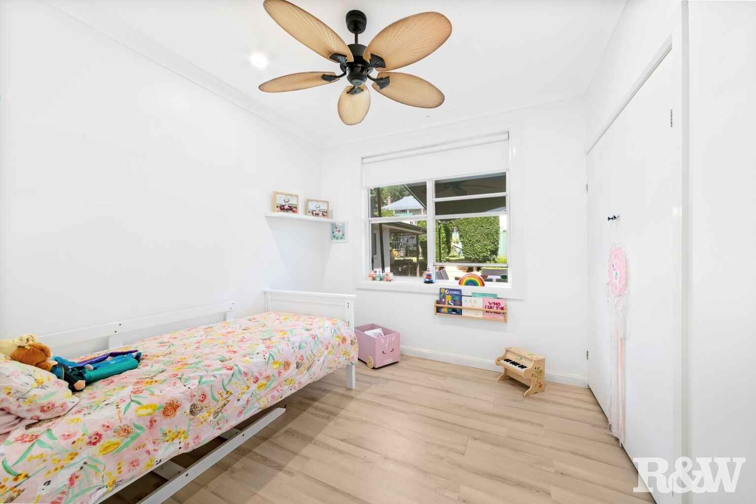 10 Collard Road Point Clare 10 Collard Road Point Clare