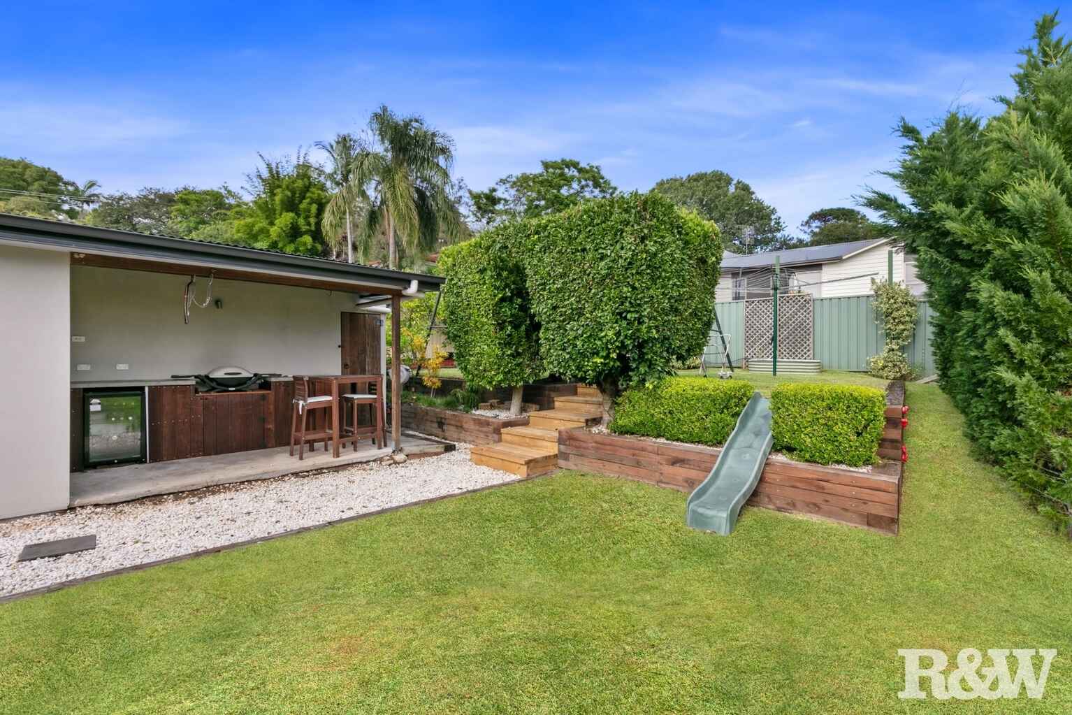 10 Collard Road Point Clare 10 Collard Road Point Clare