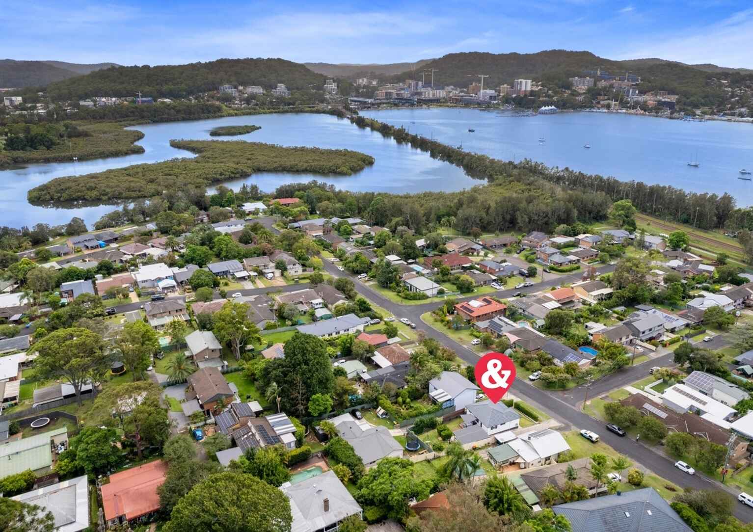 10 Collard Road Point Clare 10 Collard Road Point Clare