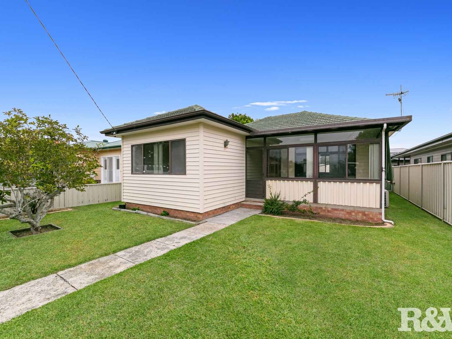 30 Albion Street Umina Beach