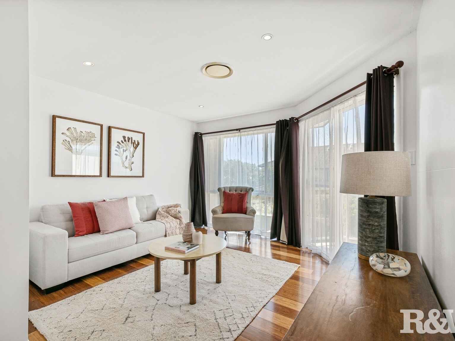 Townhouse For Lease 2/711 Rickard Road Empire Bay