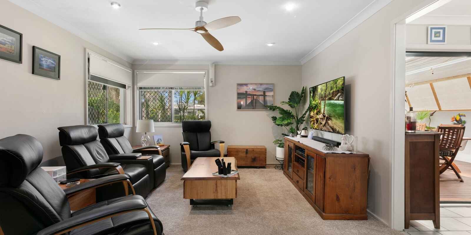 21 Crown Road Umina Beach 21 Crown Road Umina Beach