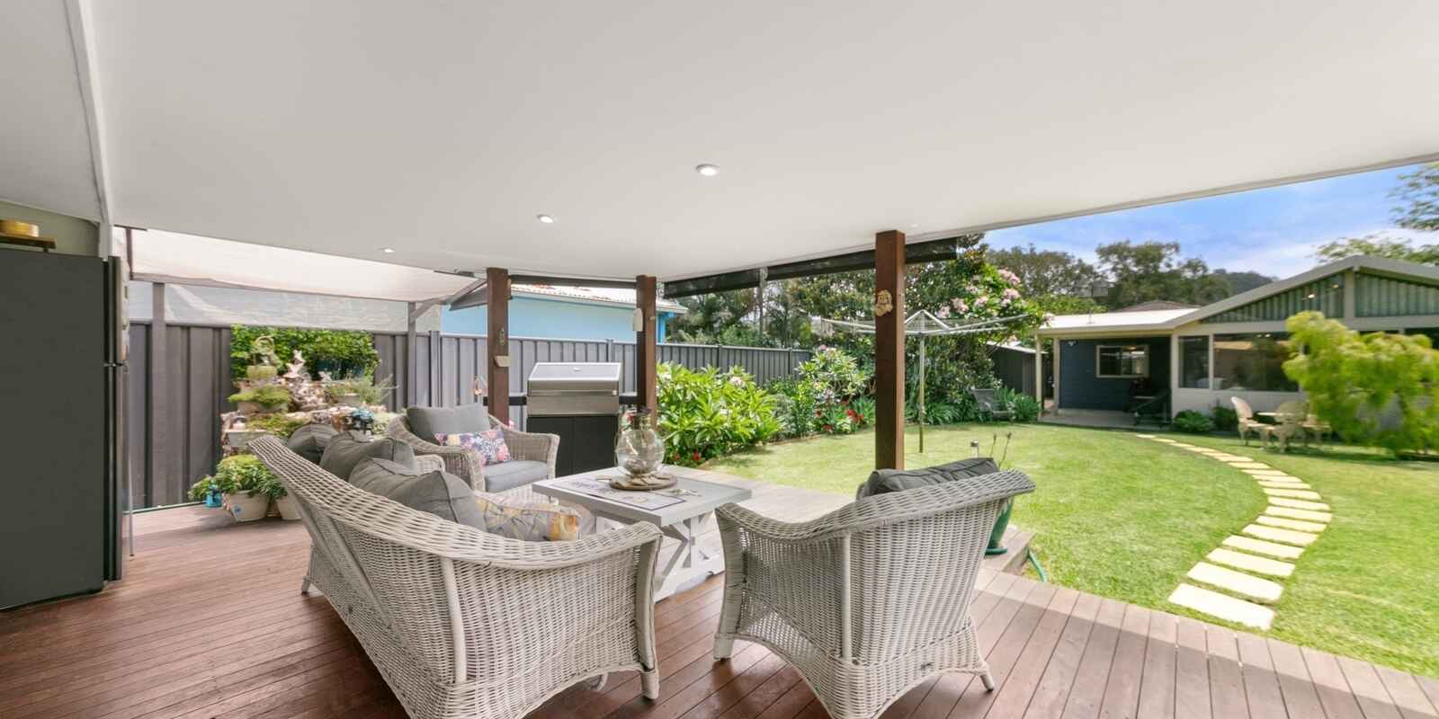 21 Crown Road Umina Beach 21 Crown Road Umina Beach