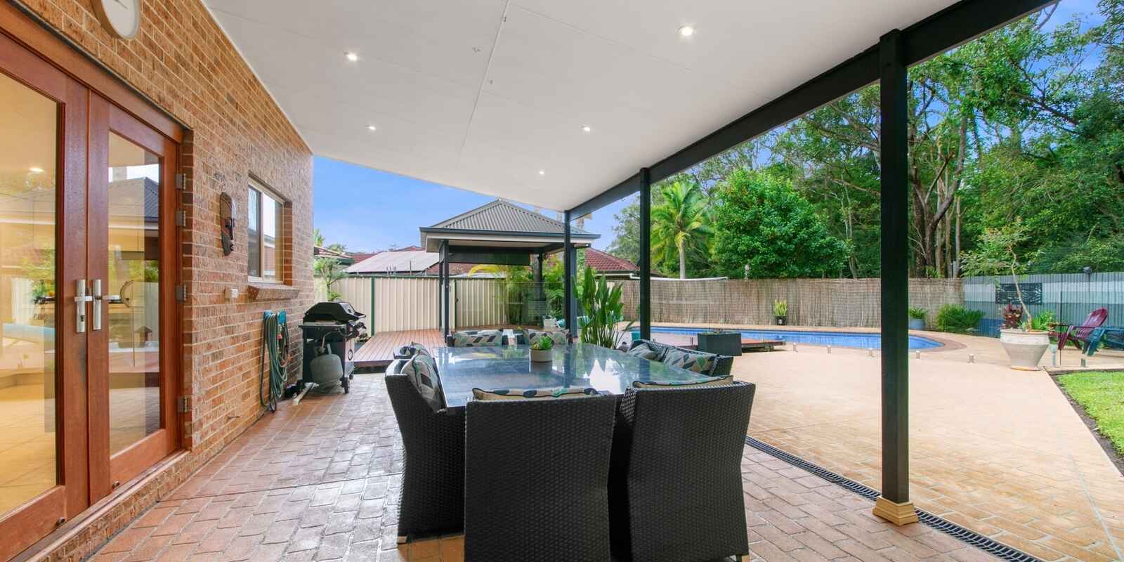 4 Mckellar Close Point Clare 4 Mckellar Close Point Clare