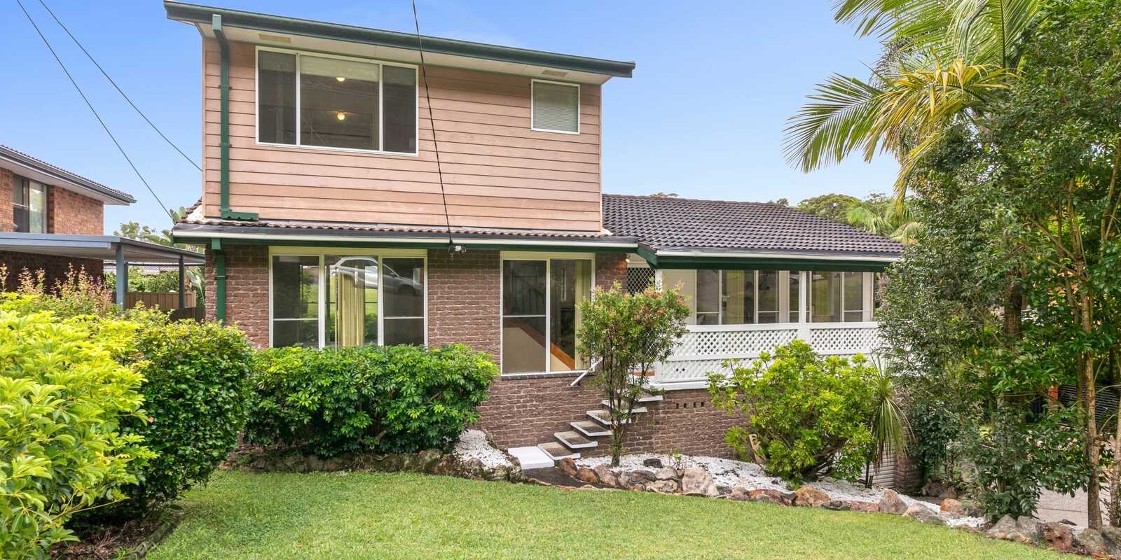 52 Wendy Drive Point Clare