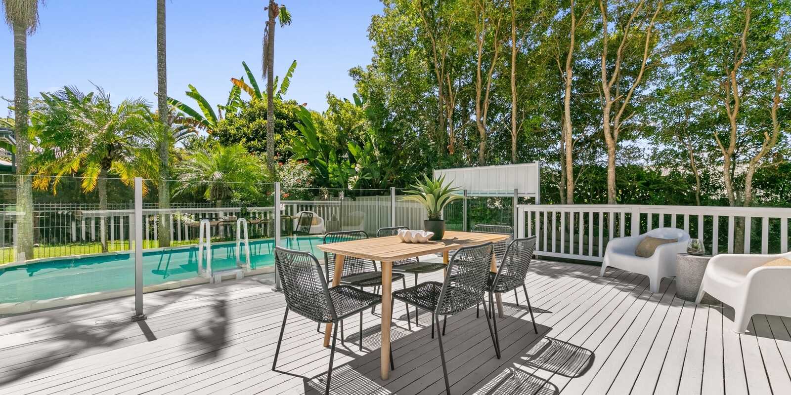 52 Wendy Drive Point Clare