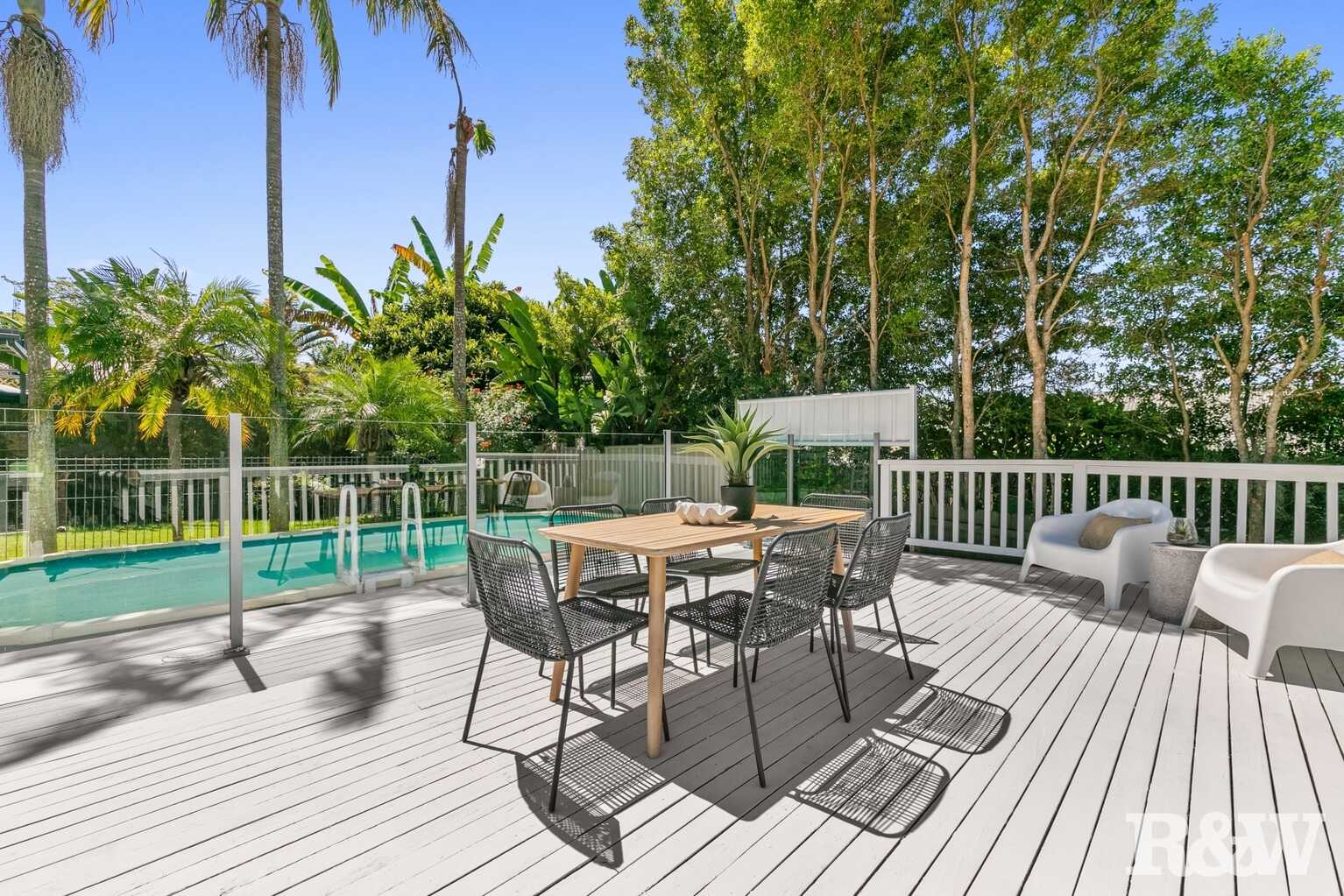 52 Wendy Drive Point Clare