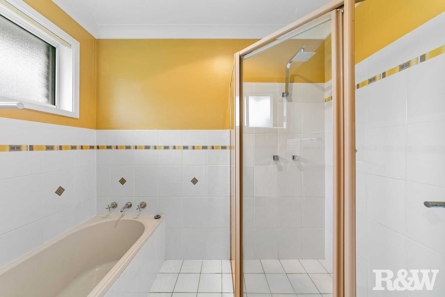 52 Wendy Drive Point Clare