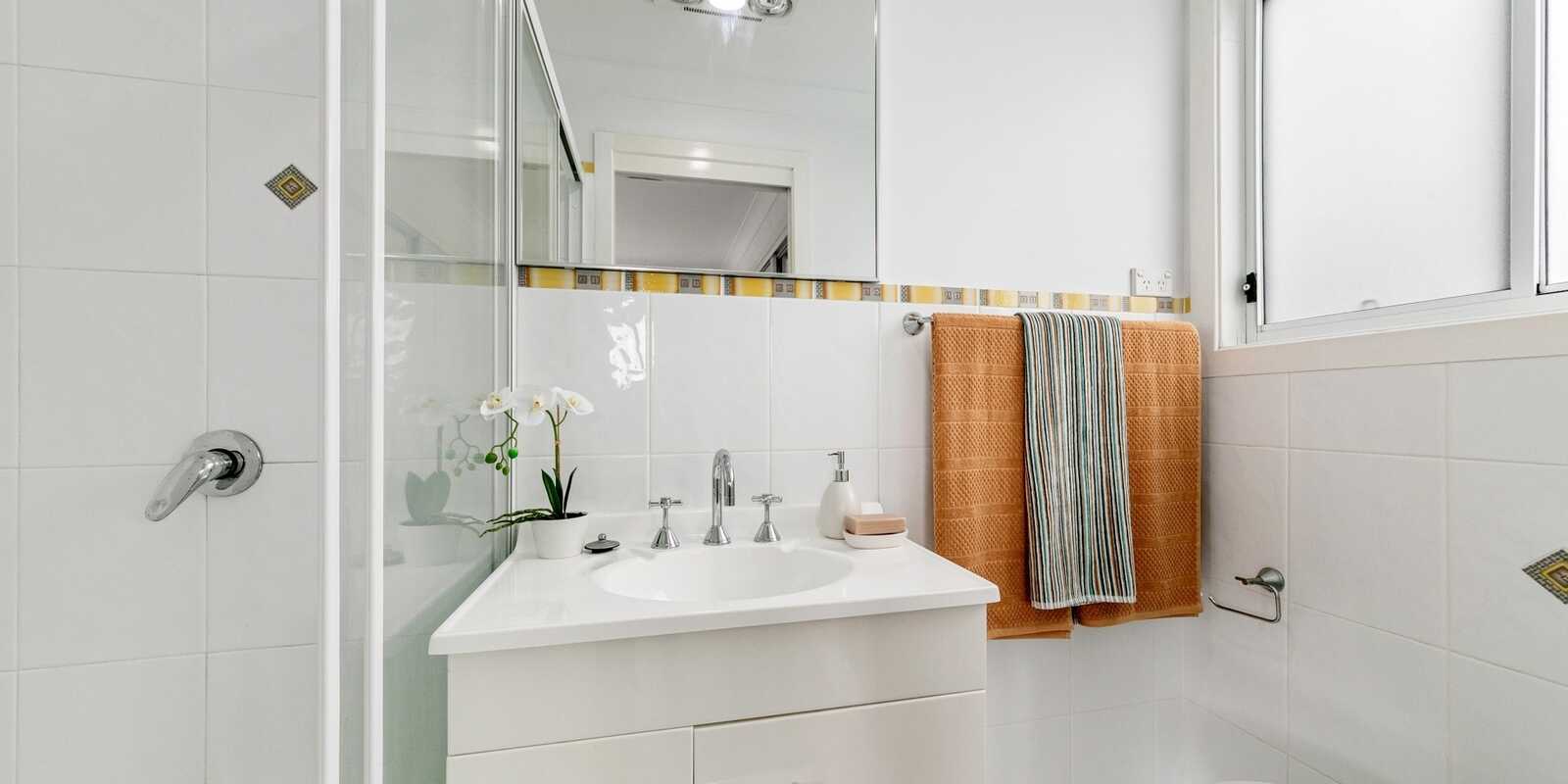 52 Wendy Drive Point Clare