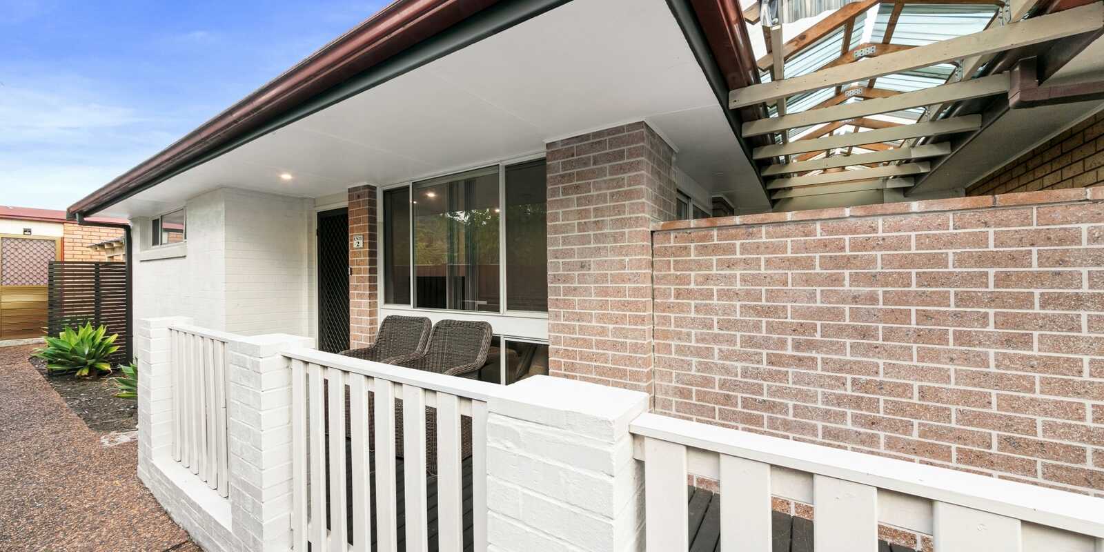 2/98 Springwood Street Ettalong Beach