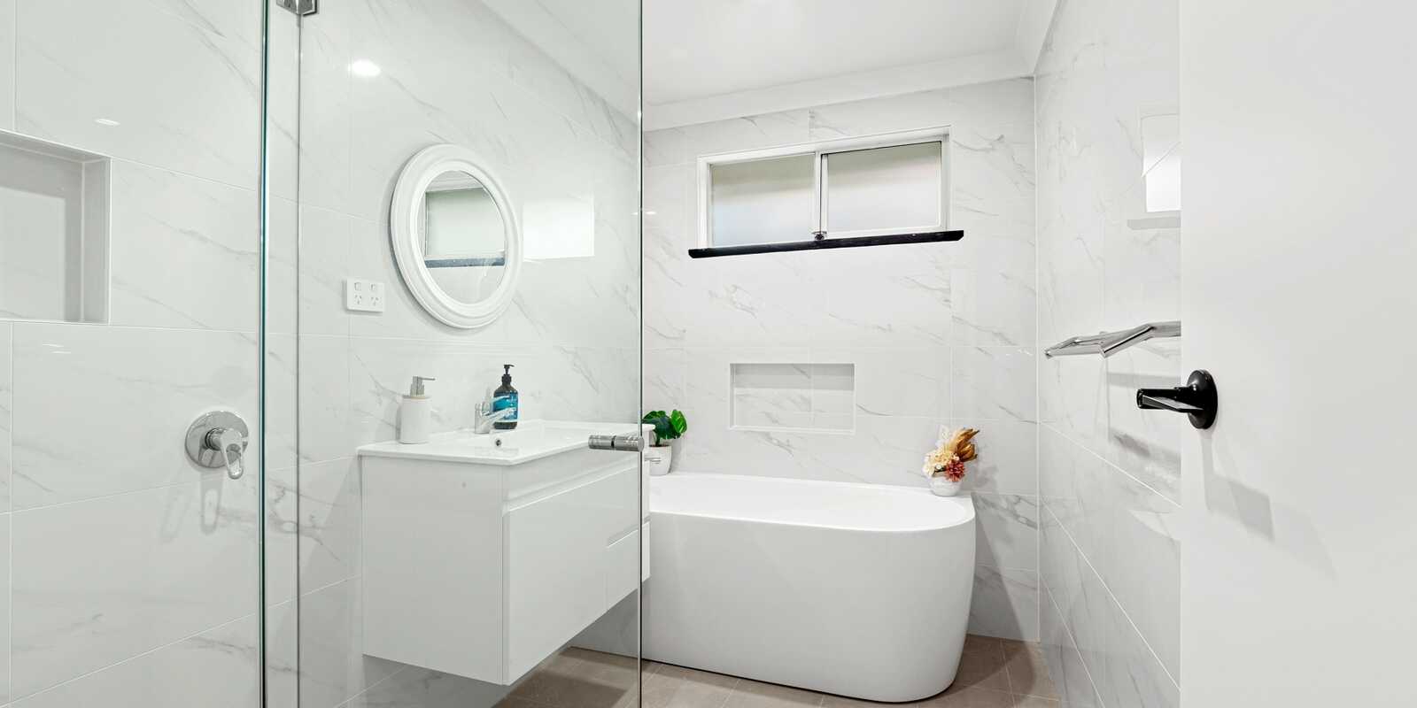 2/98 Springwood Street Ettalong Beach