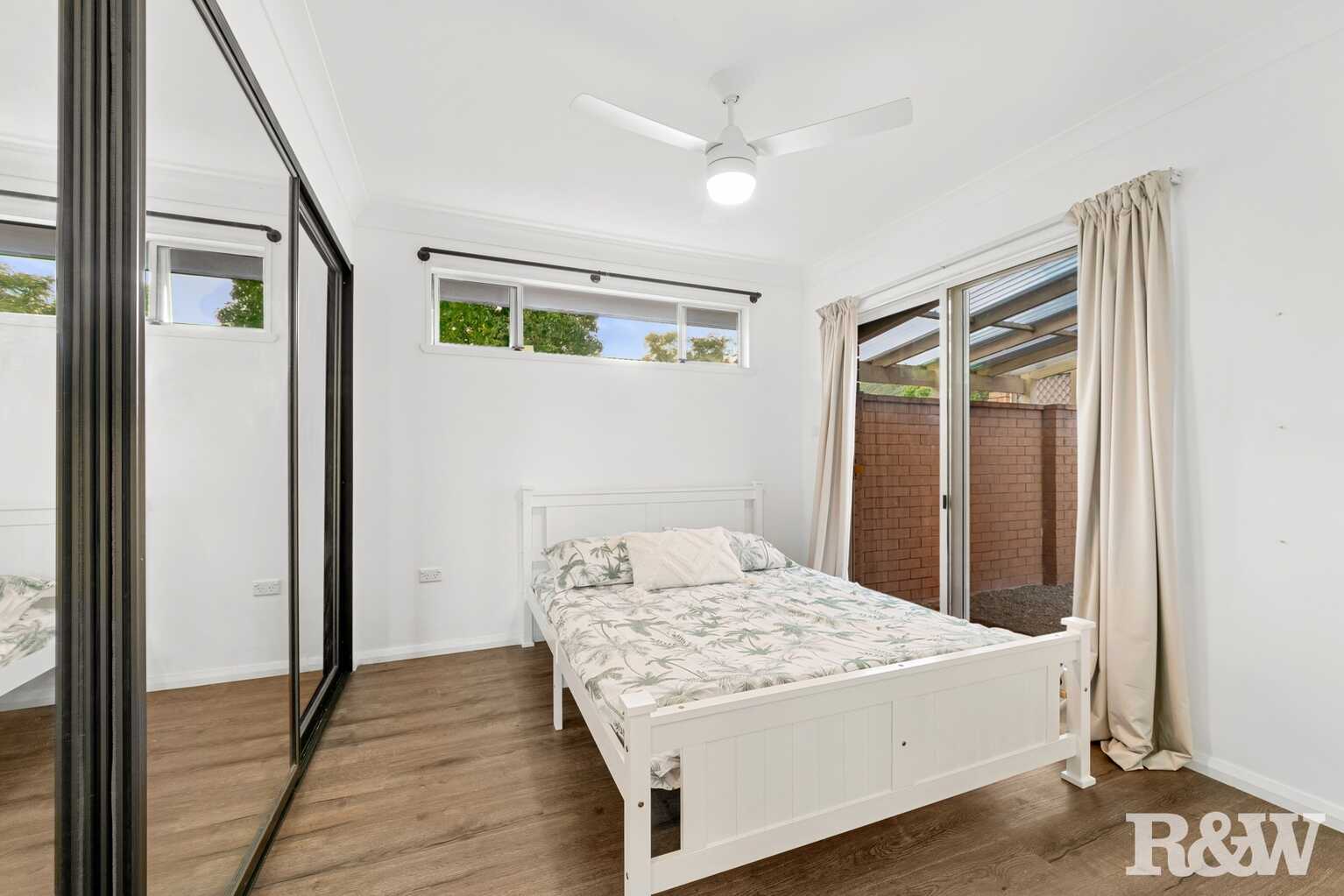 2/98 Springwood Street Ettalong Beach