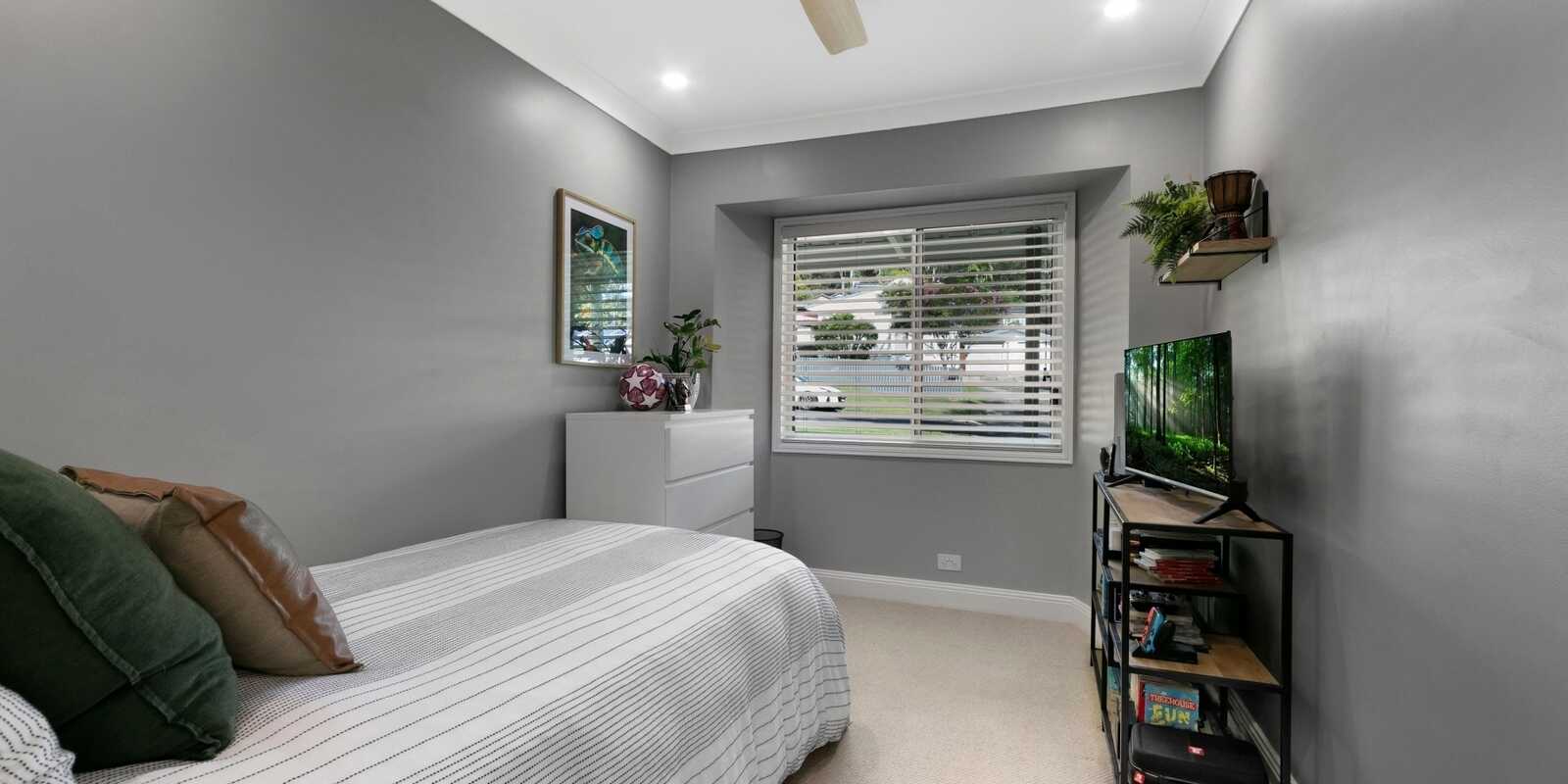 18 Grace Avenue Point Clare